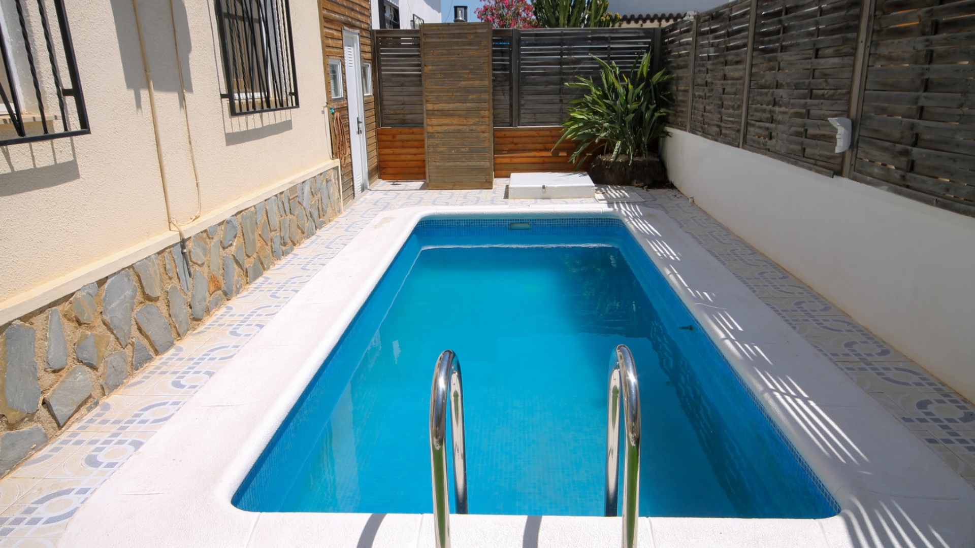 Resale - Villa - Villamartin - blue lagoon