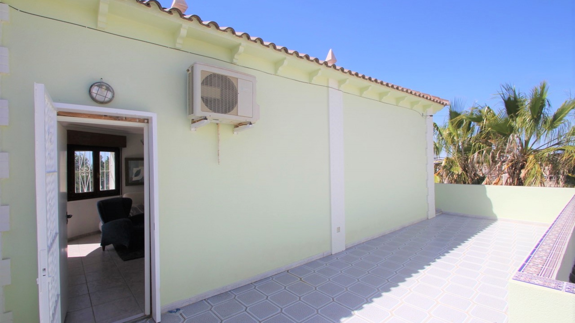 Resale - Villa - Villamartin - blue lagoon