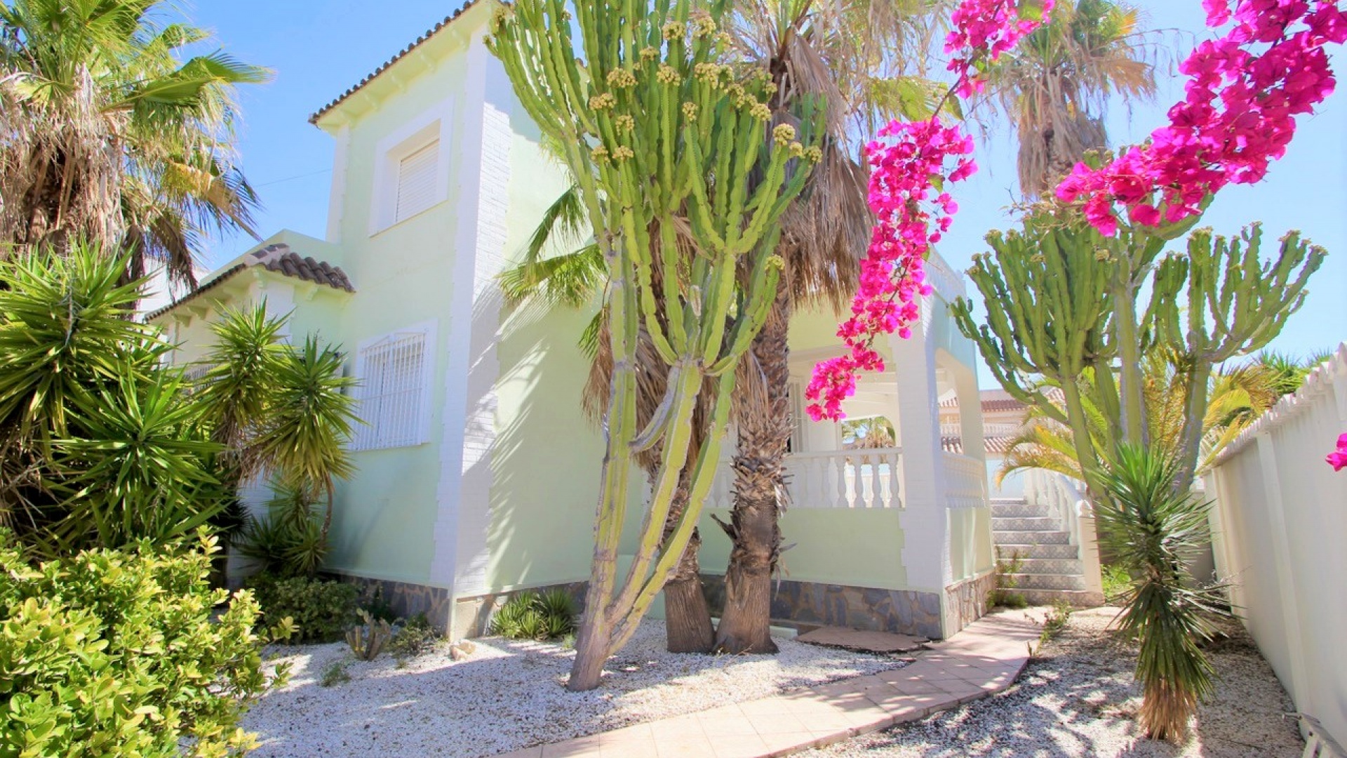 Resale - Villa - Villamartin - blue lagoon