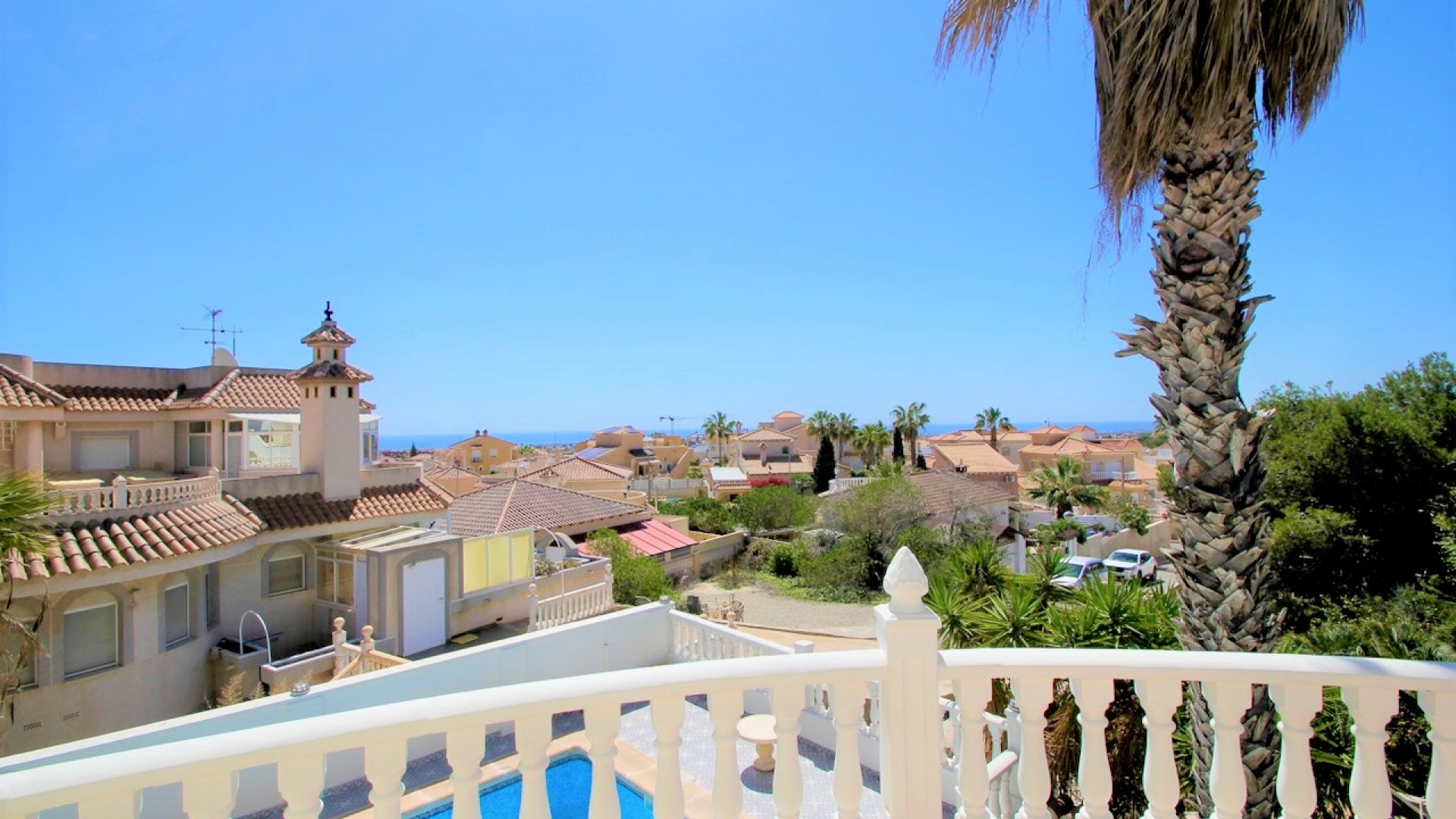 Resale - Villa - Villamartin - blue lagoon