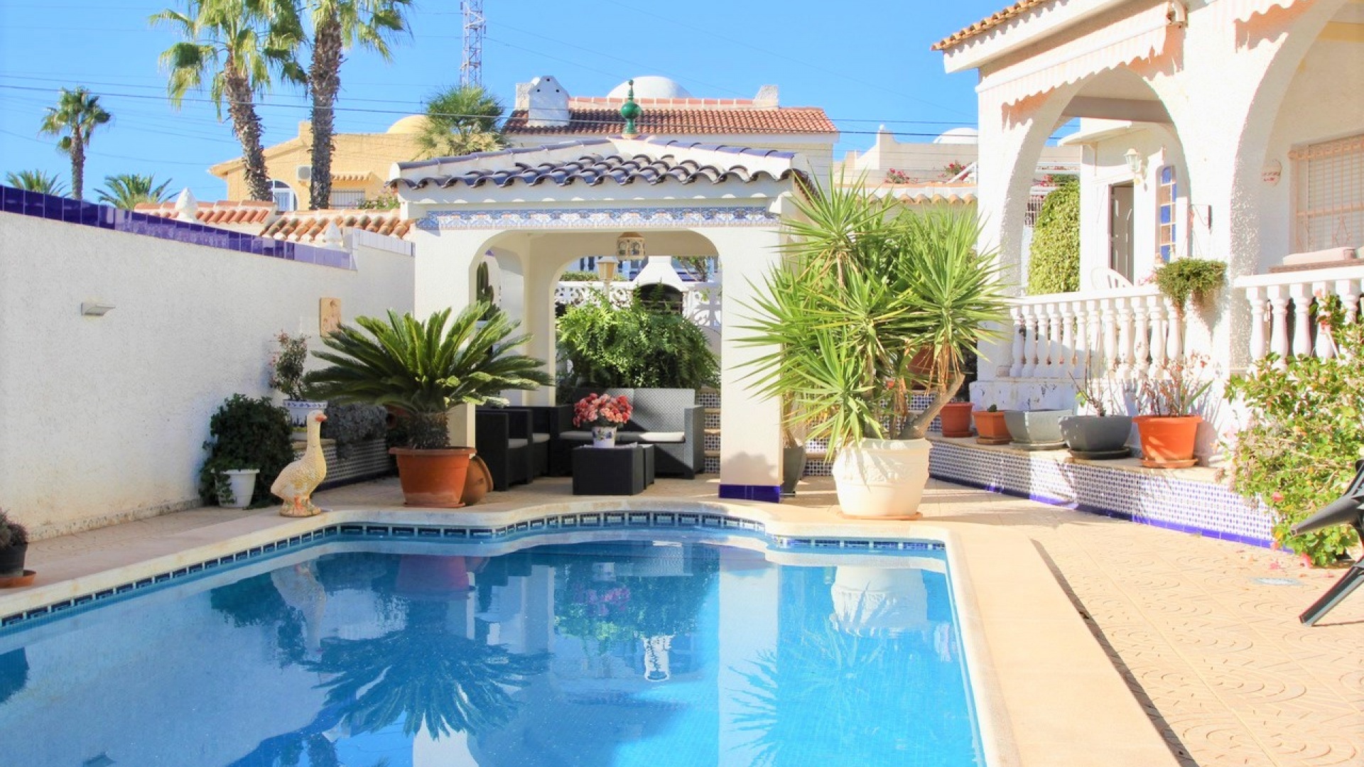 Resale - Villa - Villamartin - blue lagoon