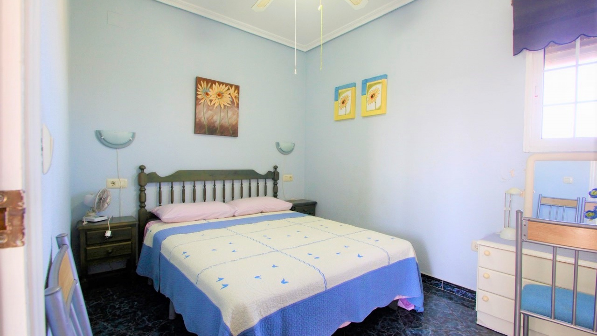 Resale - Villa - Villamartin - blue lagoon