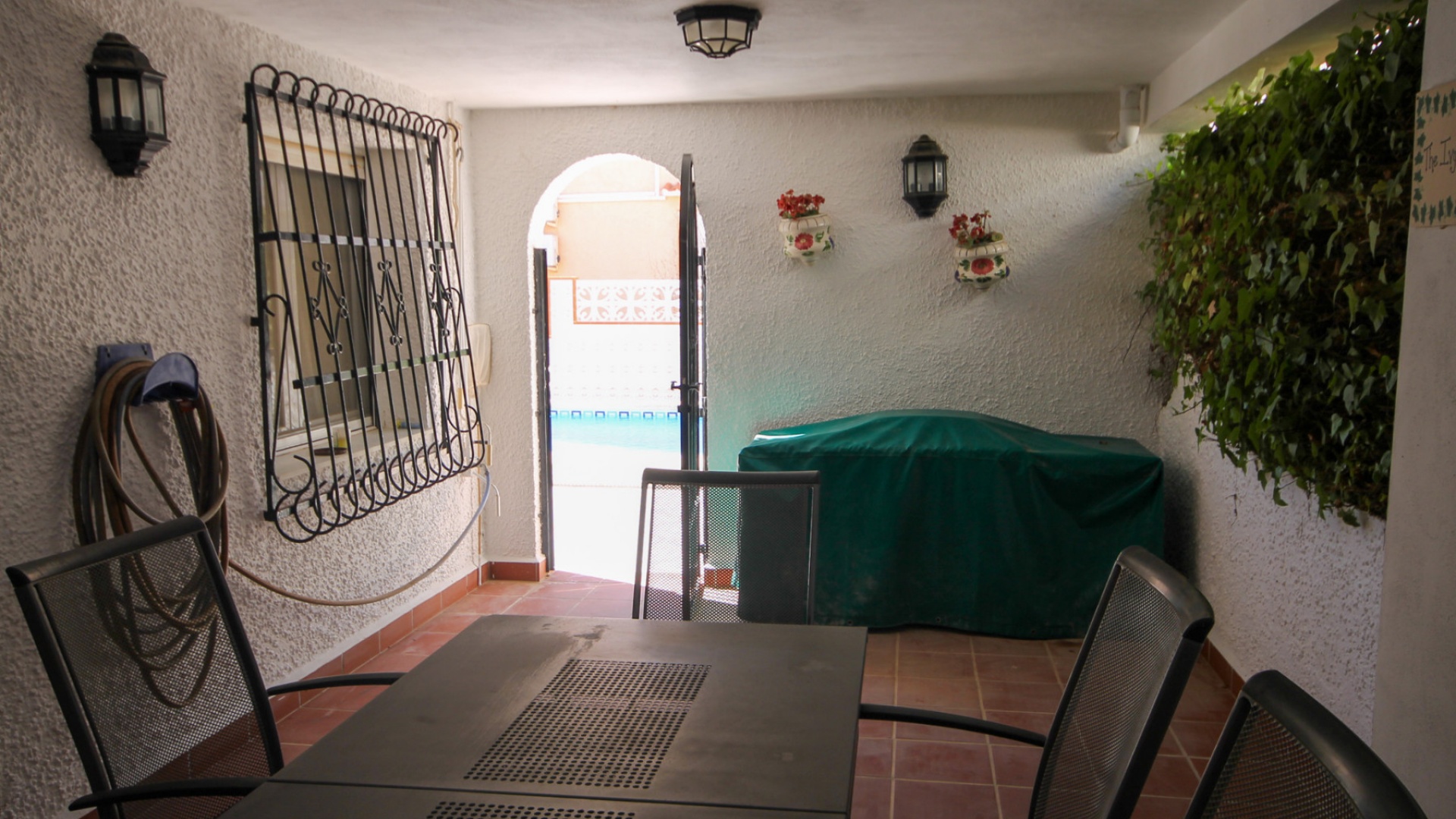 Resale - Villa - Villamartin - blue lagoon