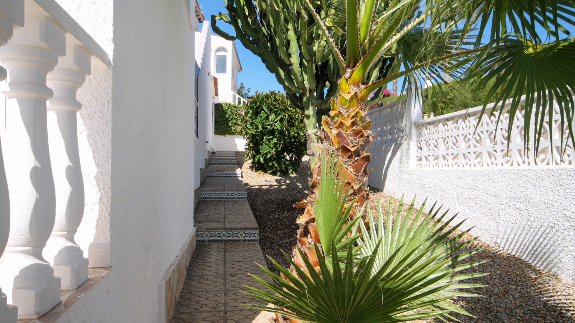 Resale - Villa - Villamartin - blue lagoon