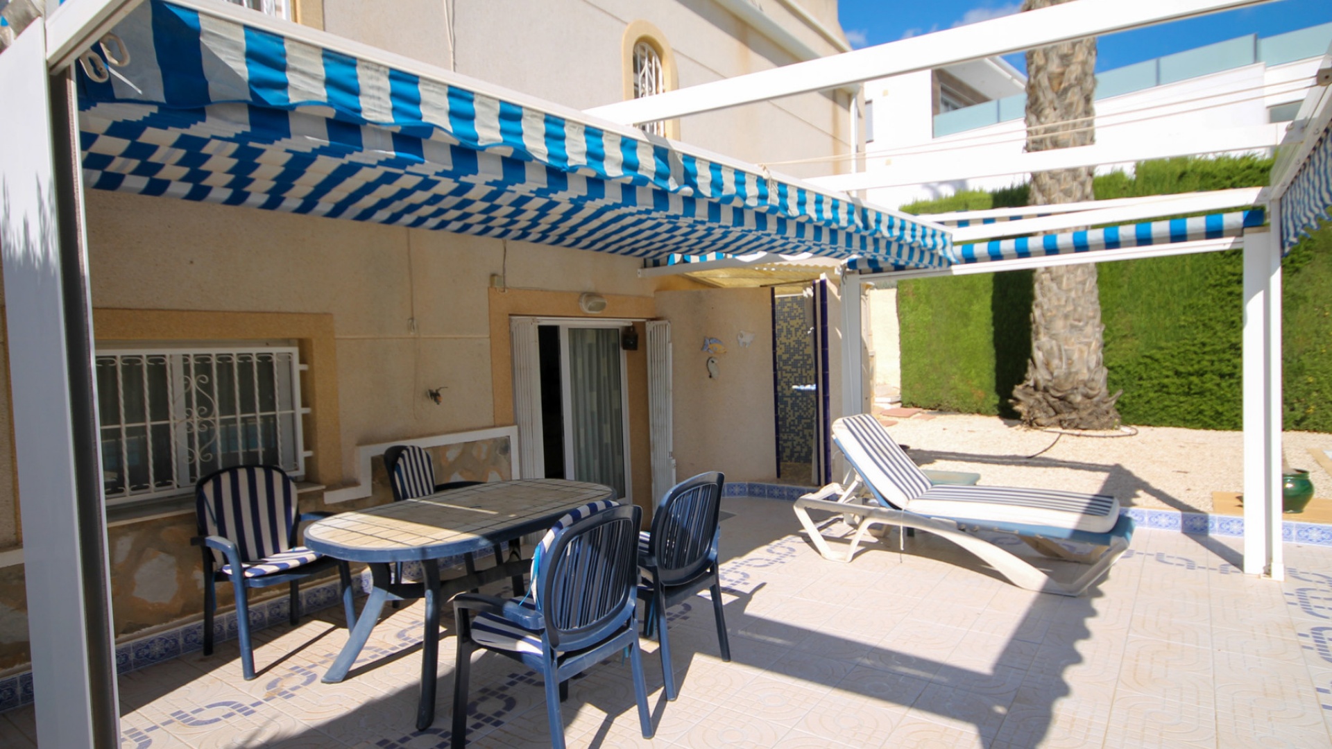 Resale - Villa - Villamartin - blue lagoon