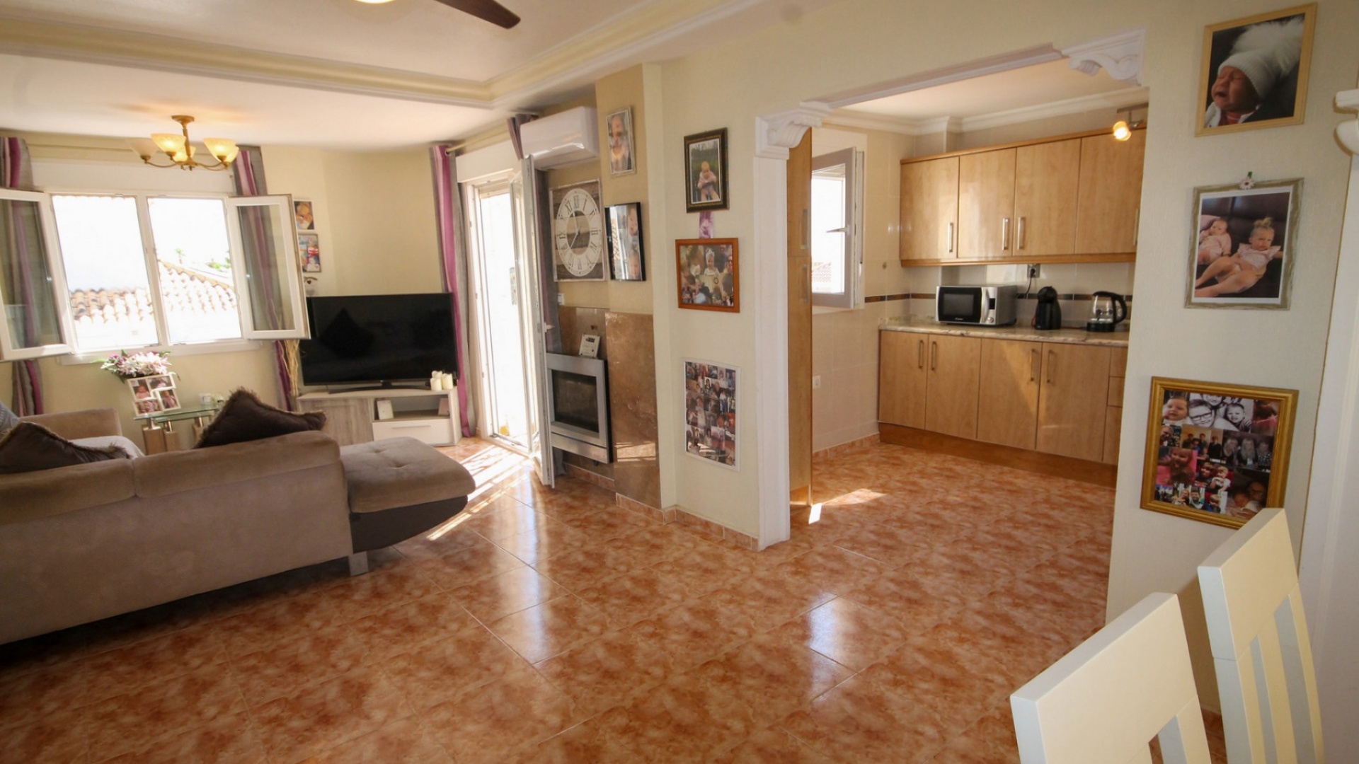 Resale - Villa - Villamartin - bosque de las lomas