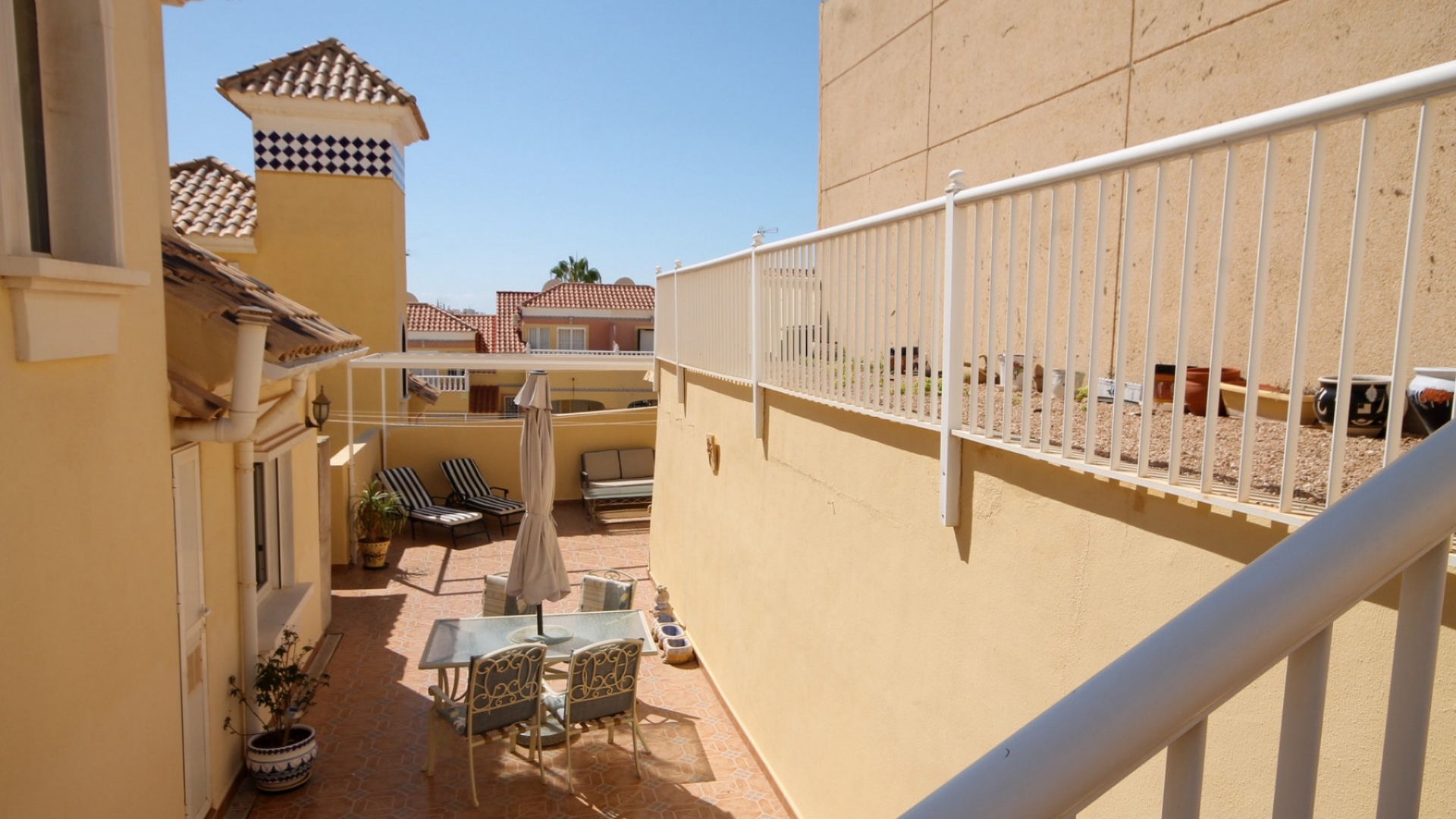 Resale - Villa - Villamartin - bosque de las lomas