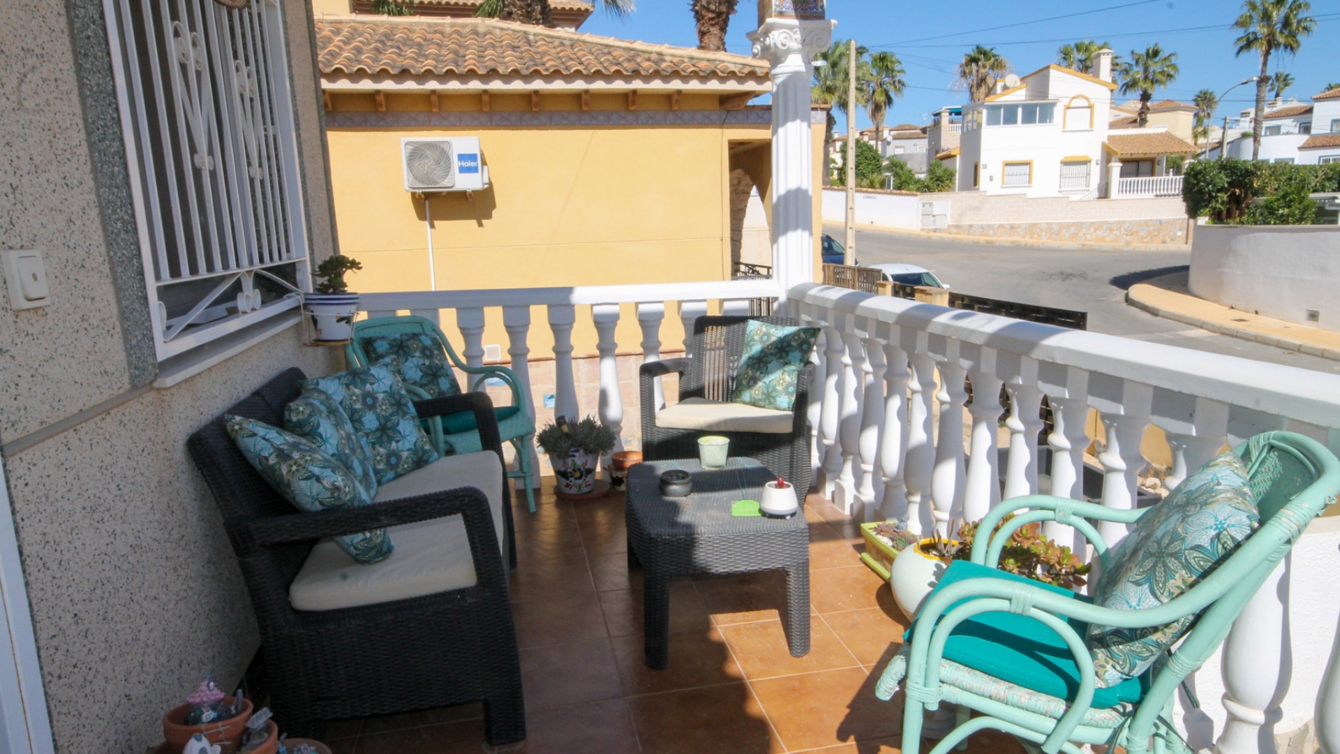 Resale - Villa - Villamartin - El Galan