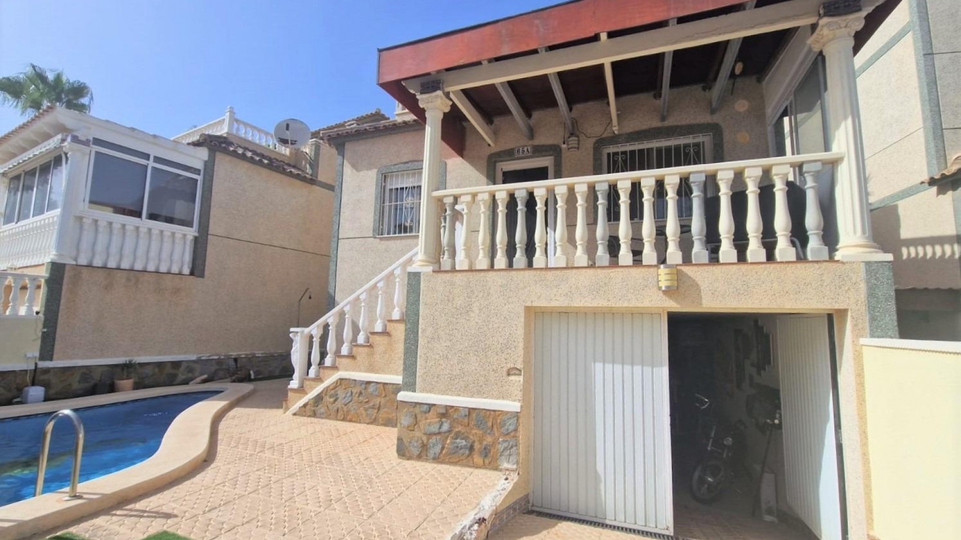 Resale - Villa - Villamartin - El Galan