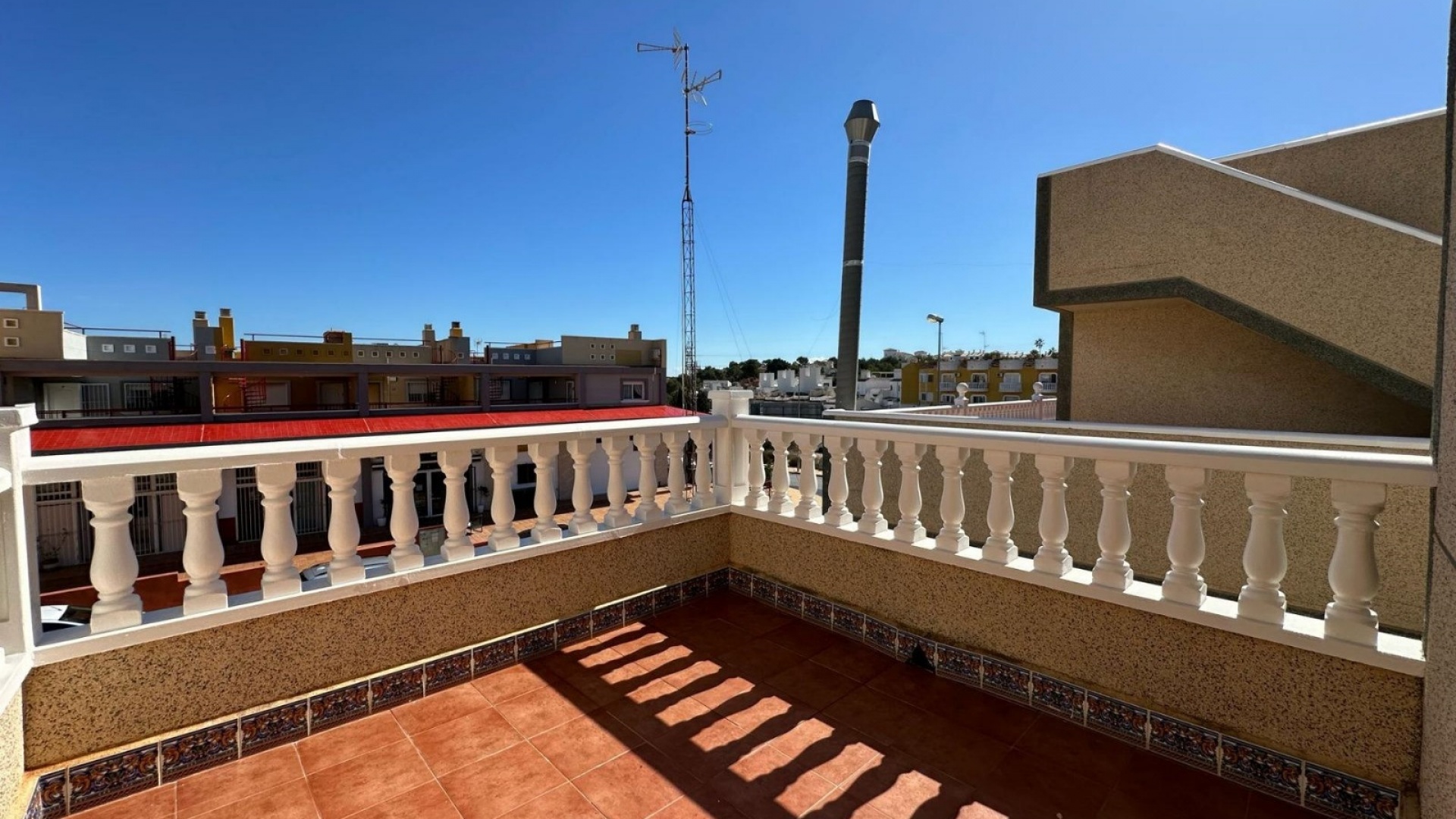 Resale - Villa - Villamartin - El Galan