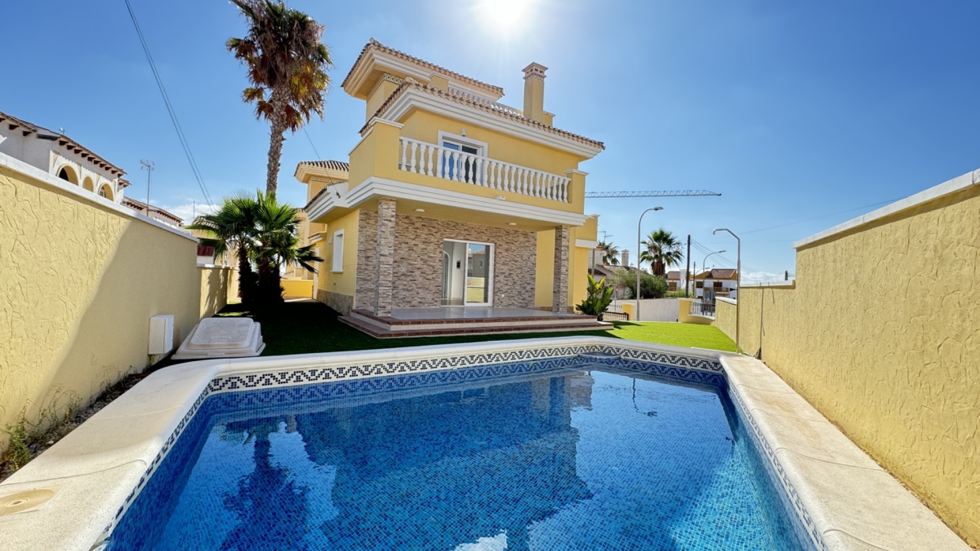 Resale - Villa - Villamartin - El Galan