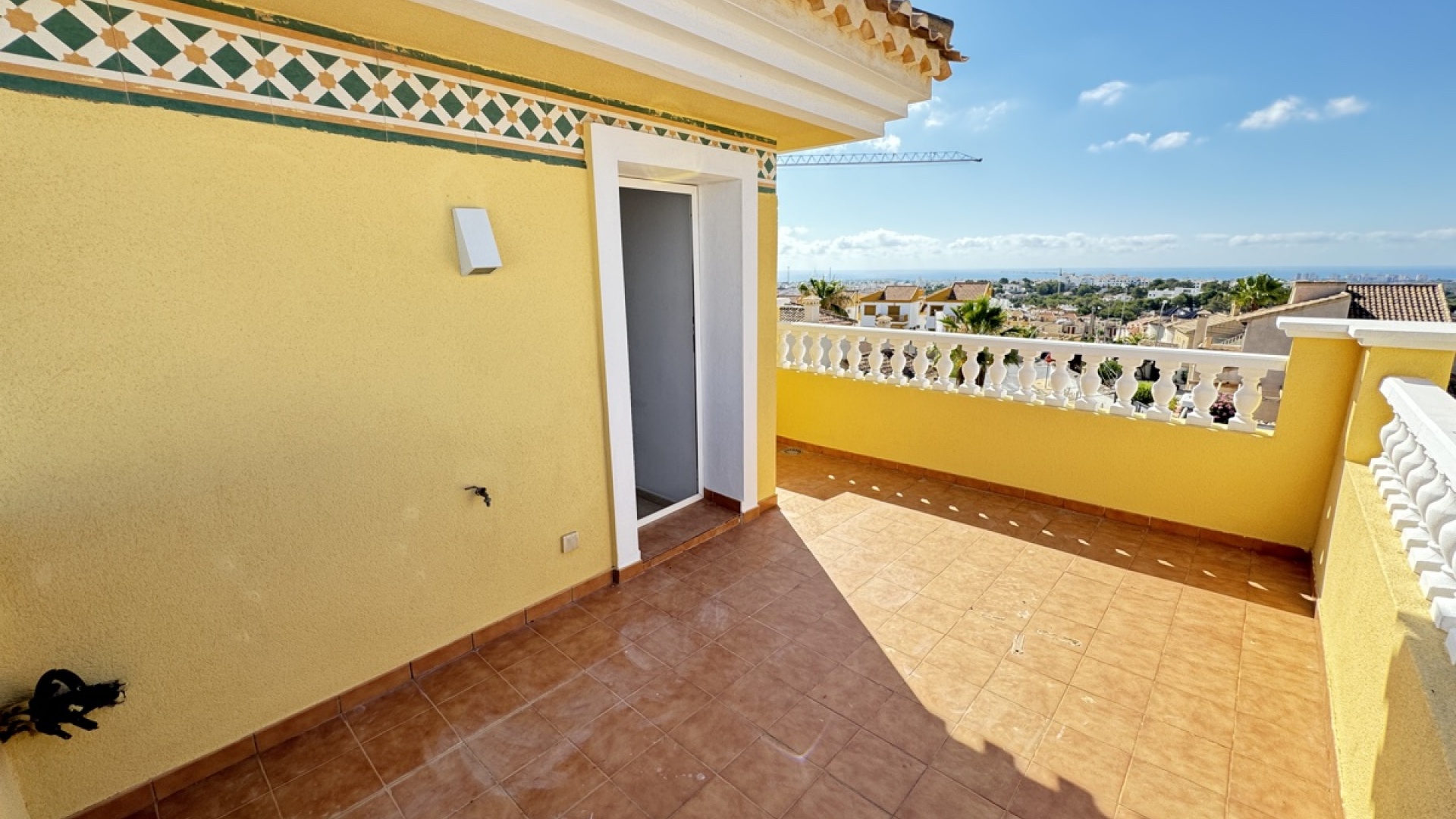 Resale - Villa - Villamartin - El Galan