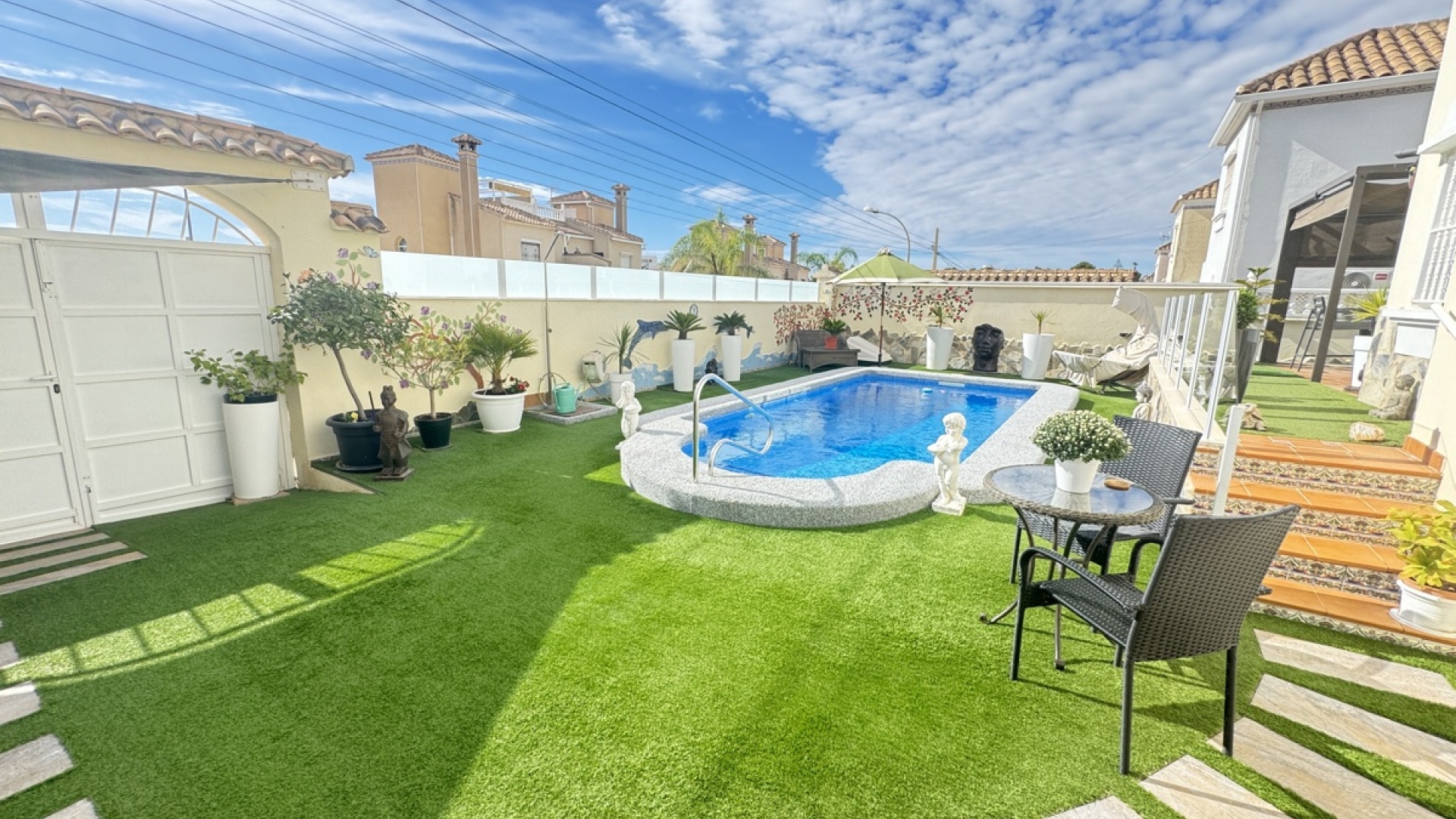 Resale - Villa - Villamartin - El Galan