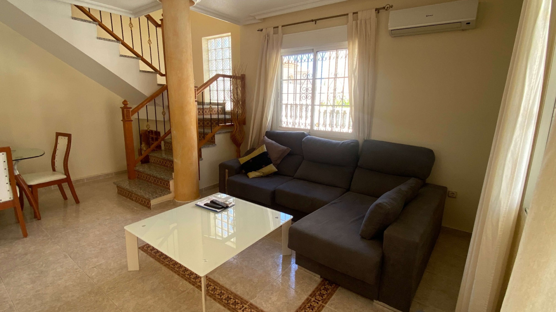 Resale - Villa - Villamartin - El Galan