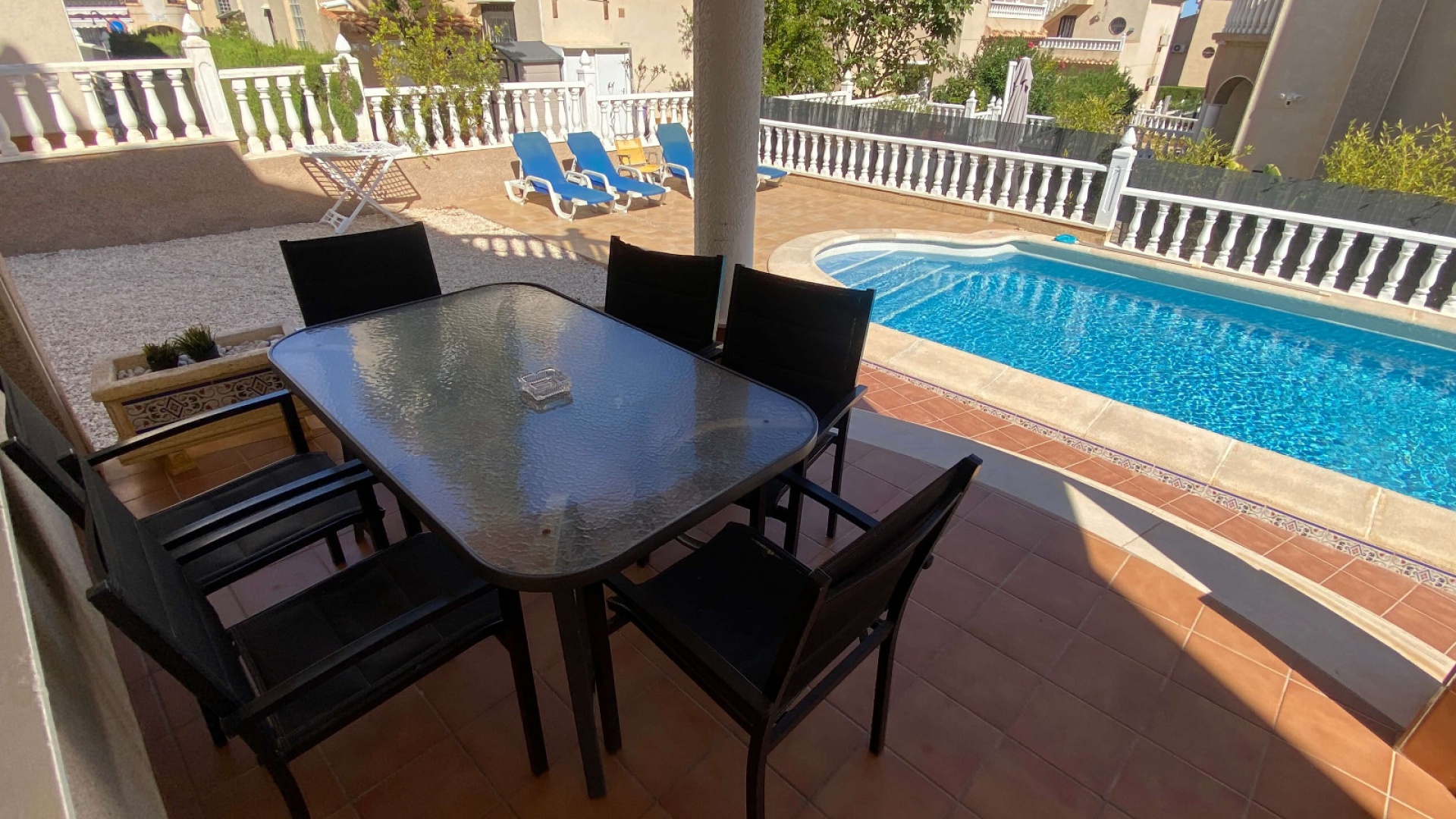 Resale - Villa - Villamartin - El Galan