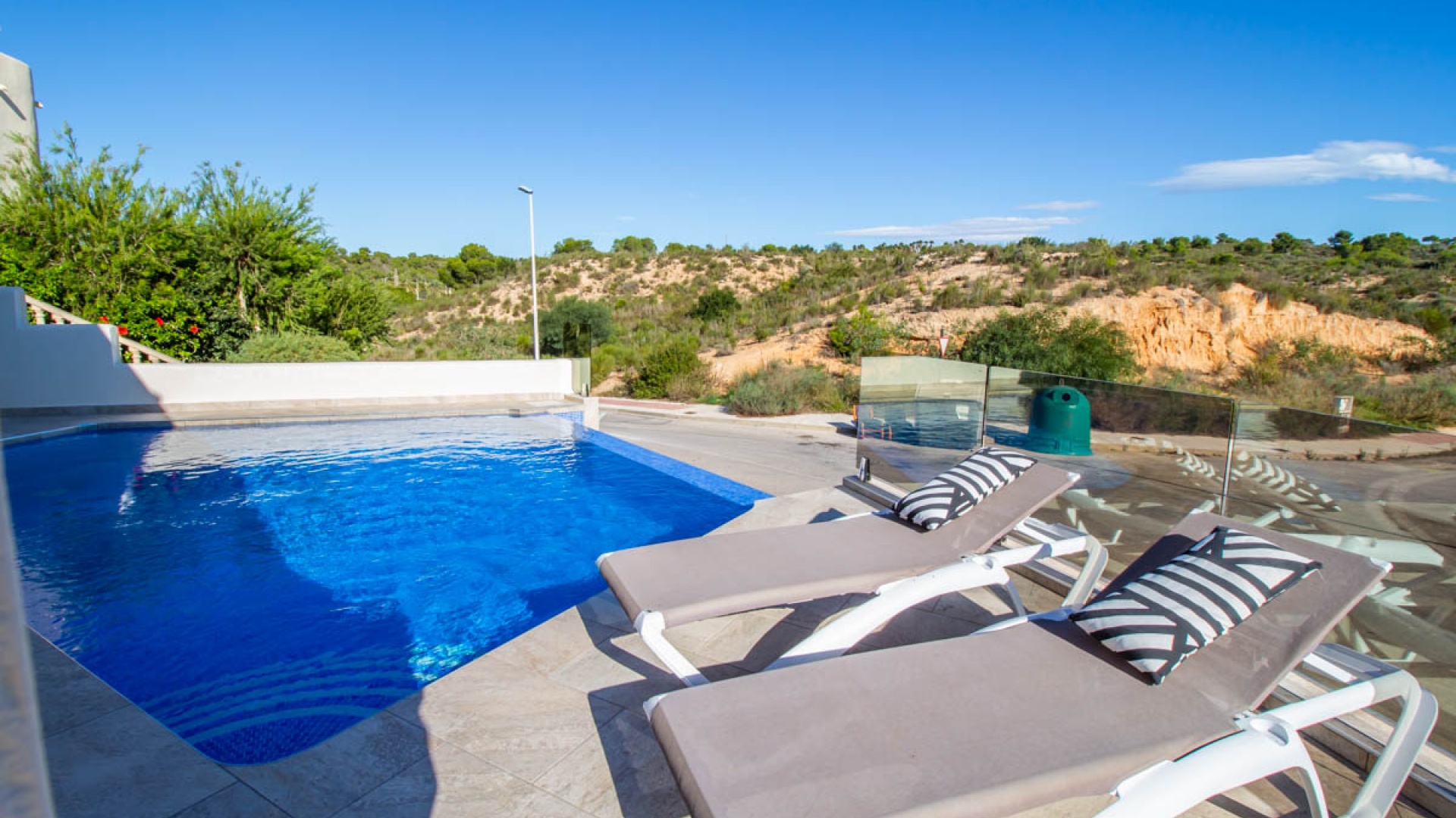 Resale - Villa - Villamartin - las ramblas