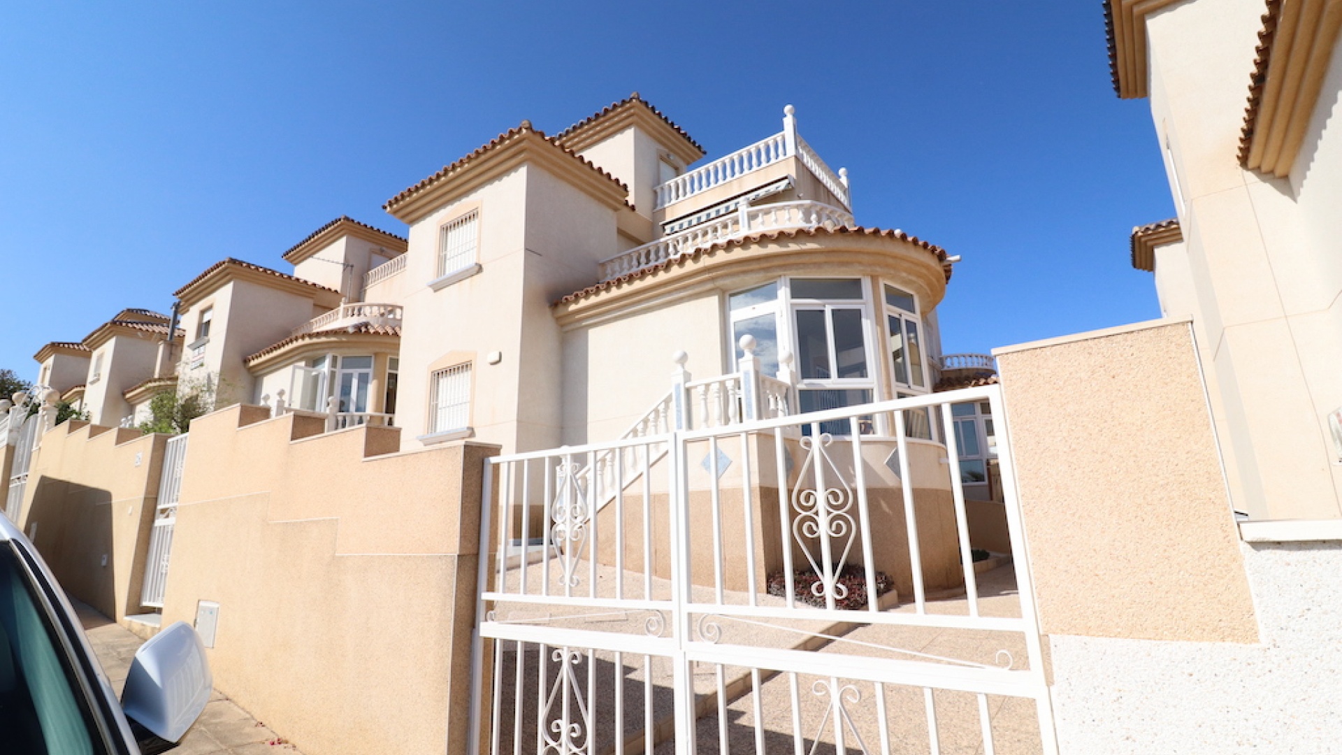 Resale - Villa - Villamartin - Loma Golf