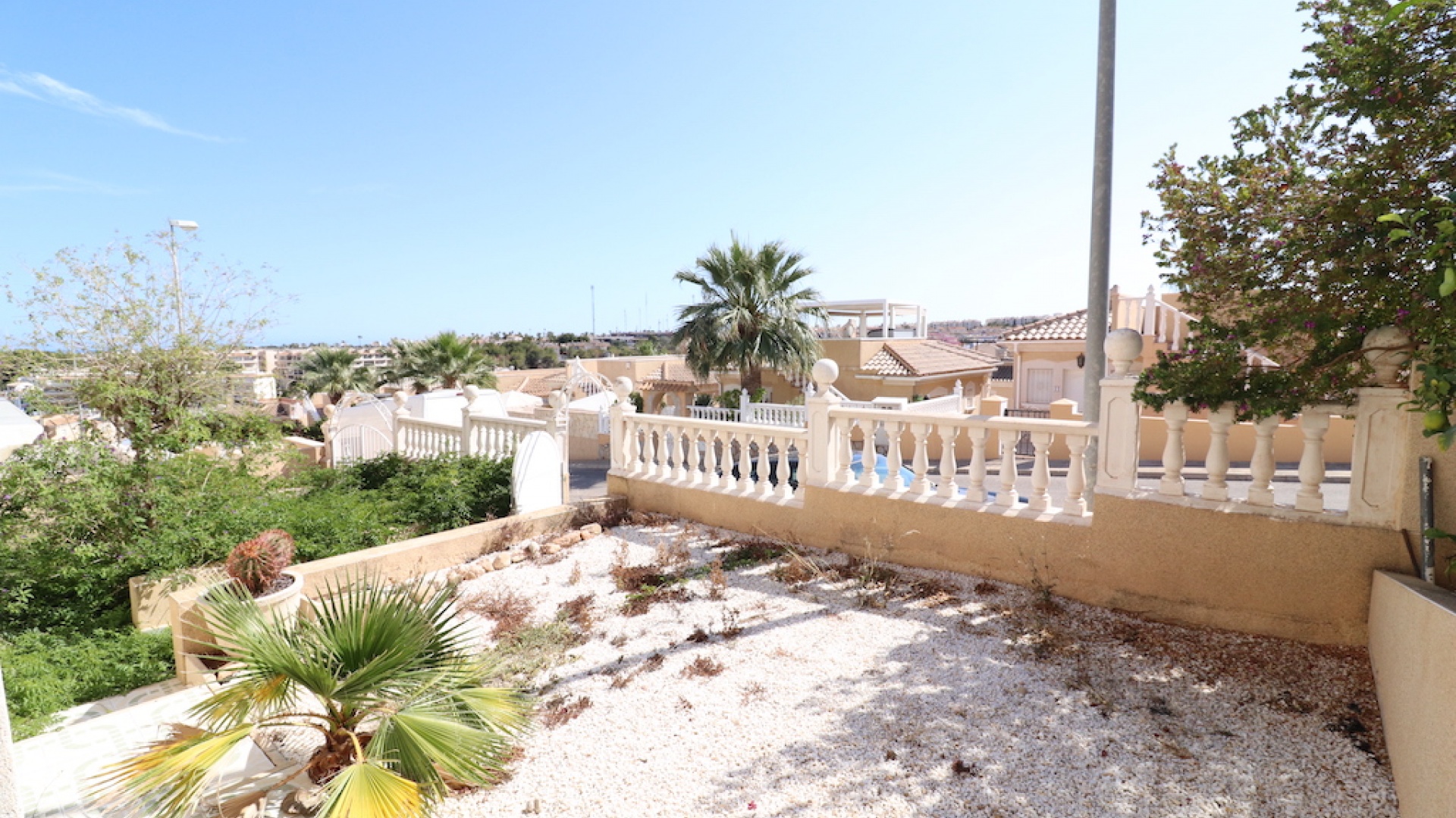 Resale - Villa - Villamartin - Loma Golf