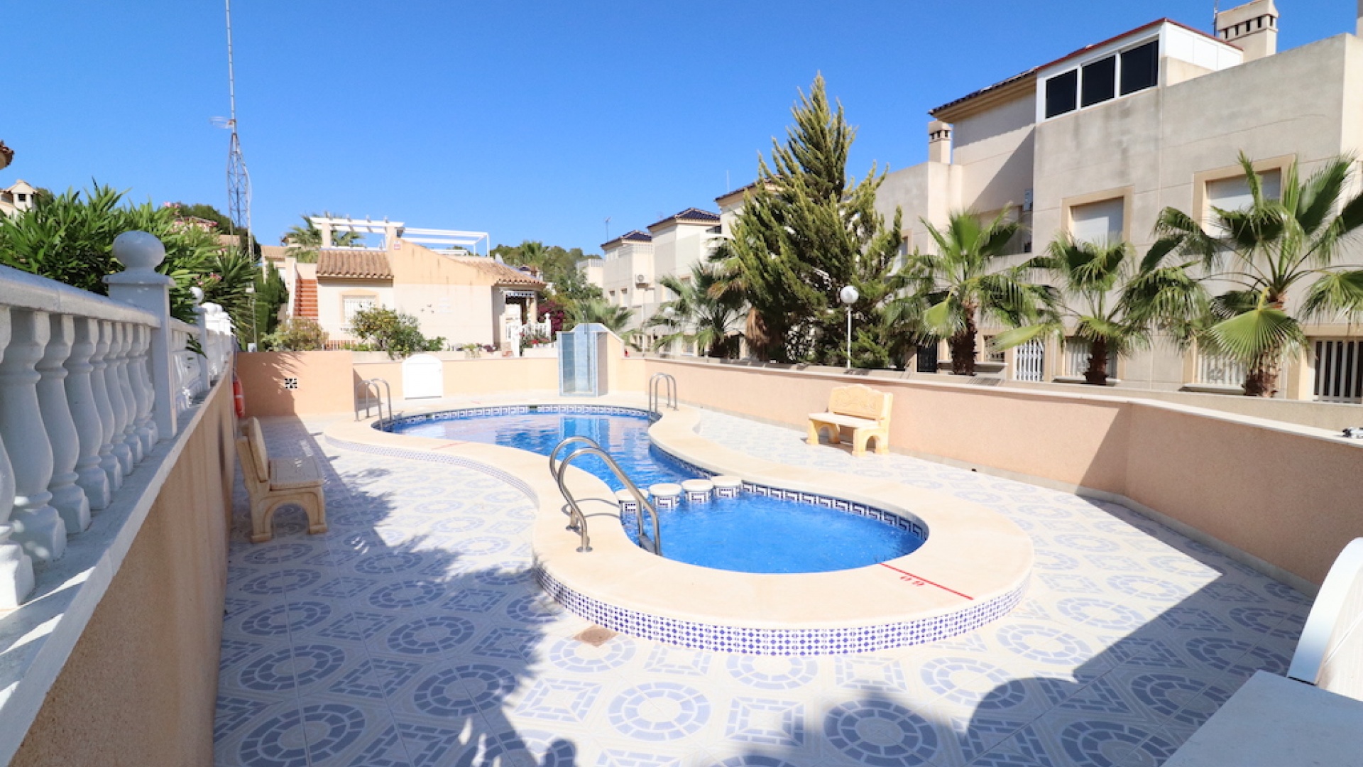 Resale - Villa - Villamartin - Loma Golf