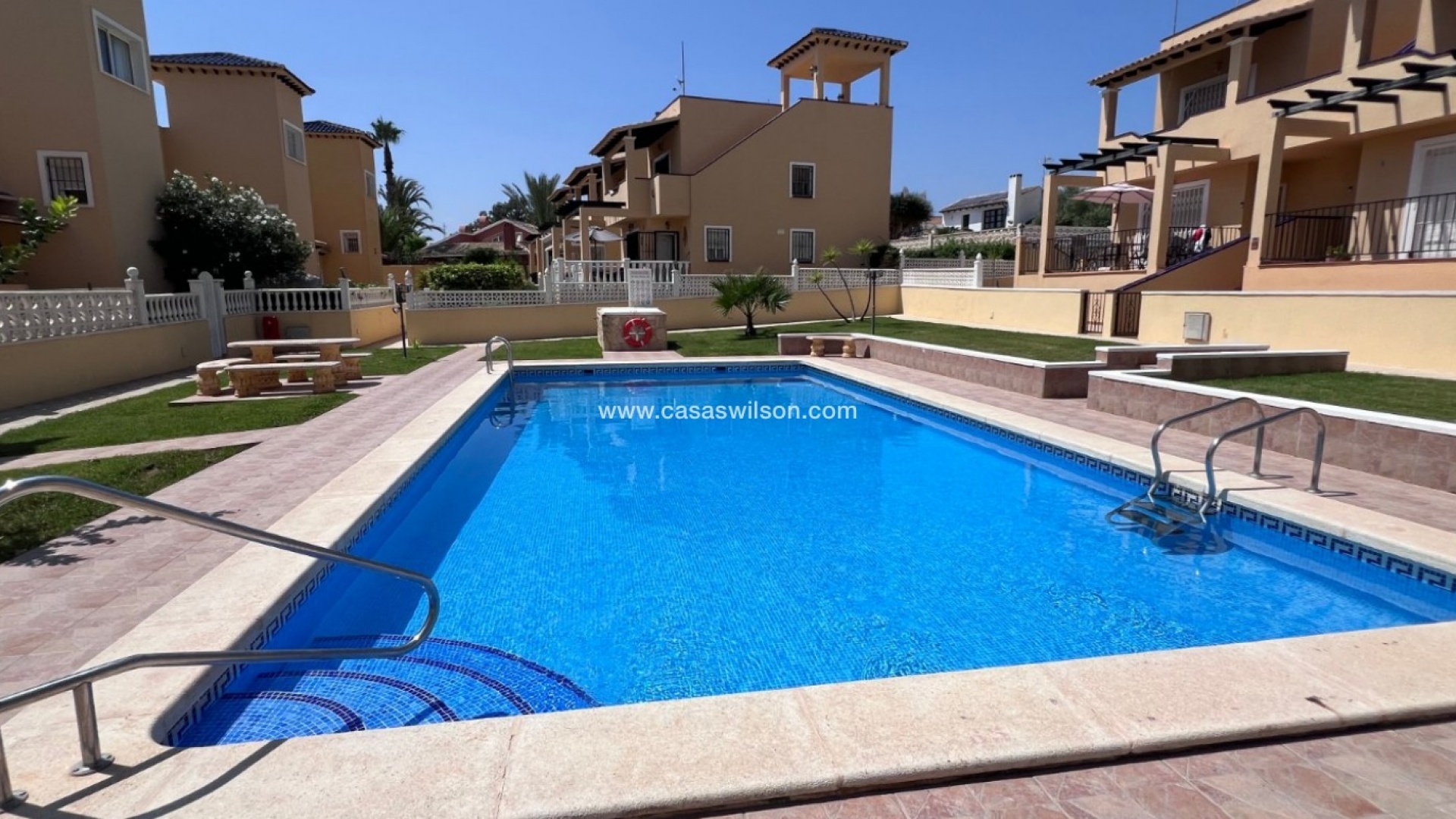 Resale - Villa - Villamartin - lomas del golf