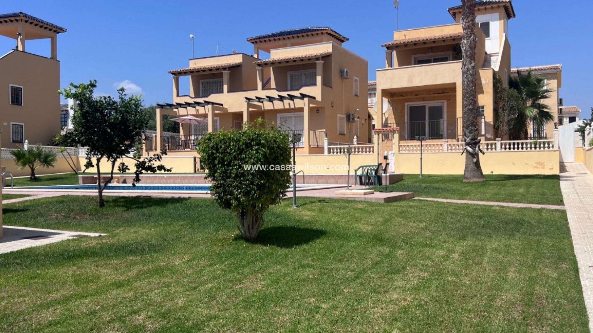 Resale - Villa - Villamartin - lomas del golf