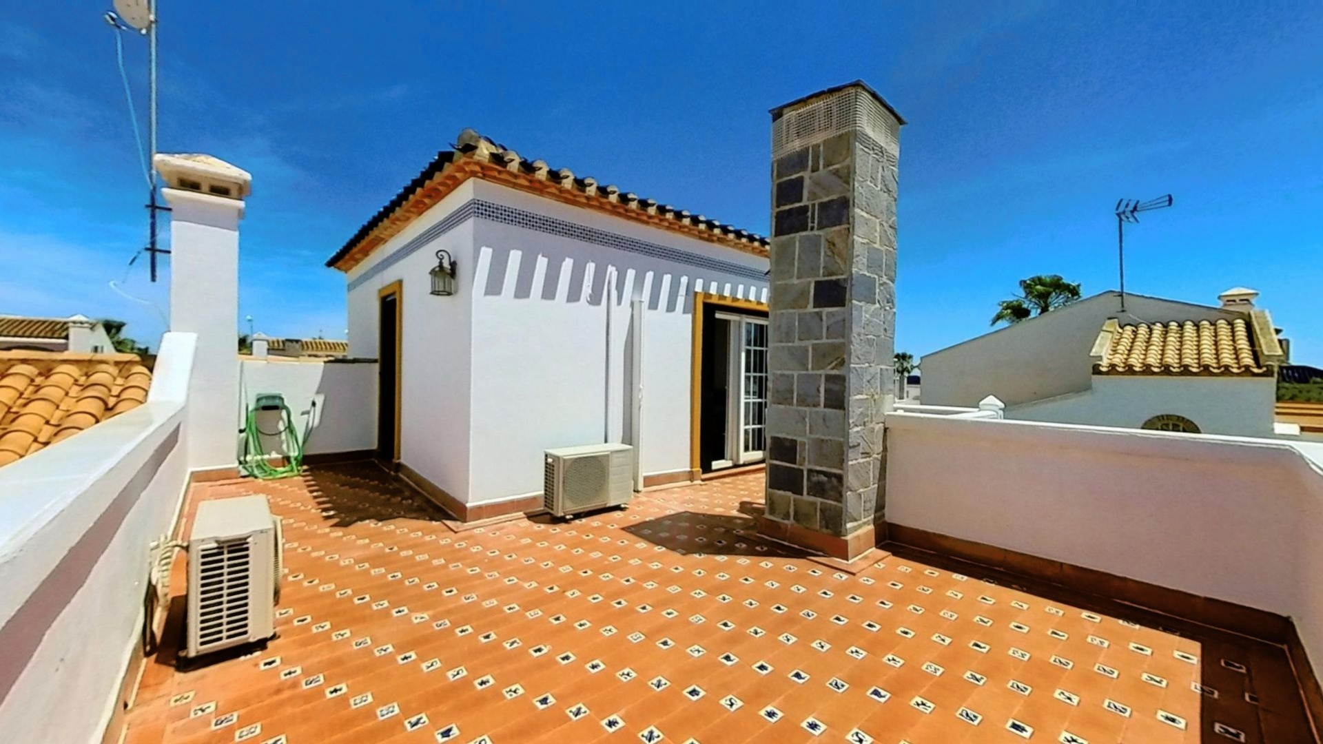 Resale - Villa - Villamartin - Los Dolses