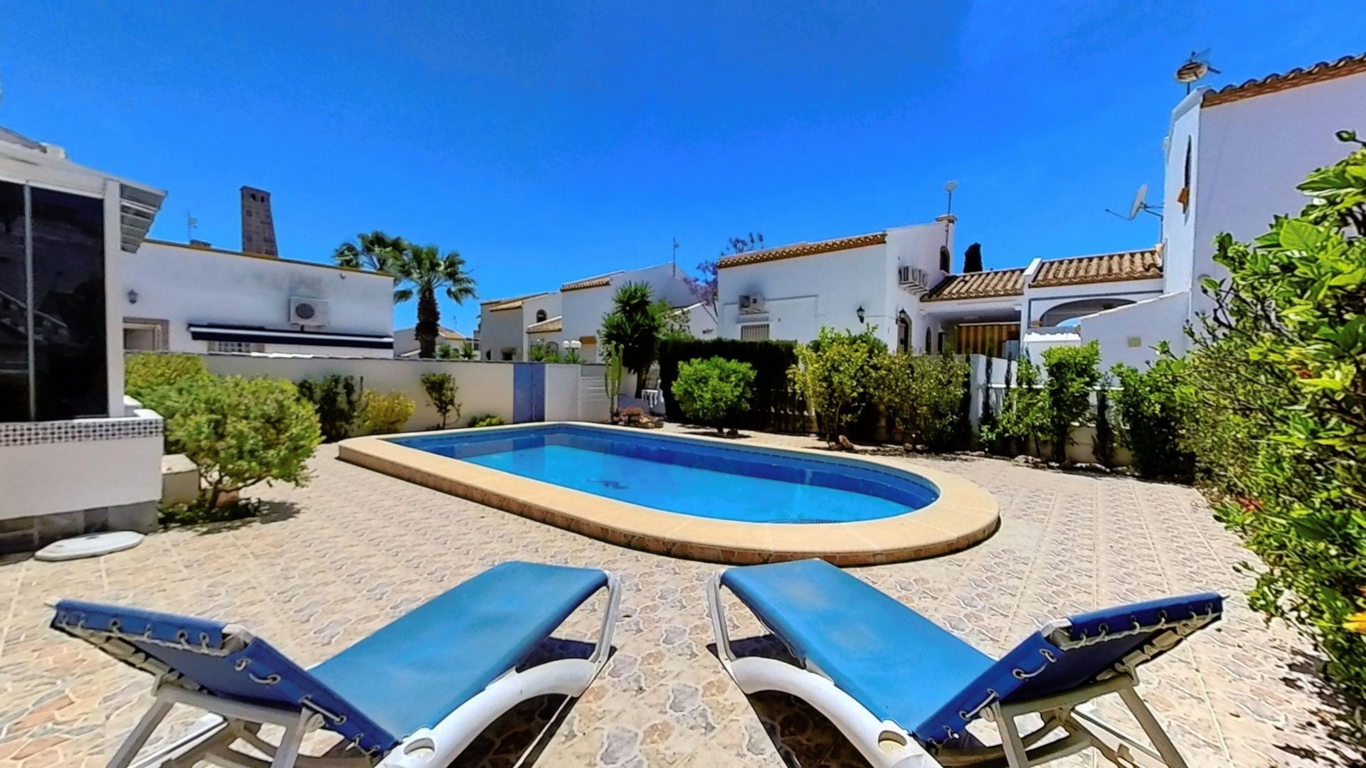 Resale - Villa - Villamartin - Los Dolses