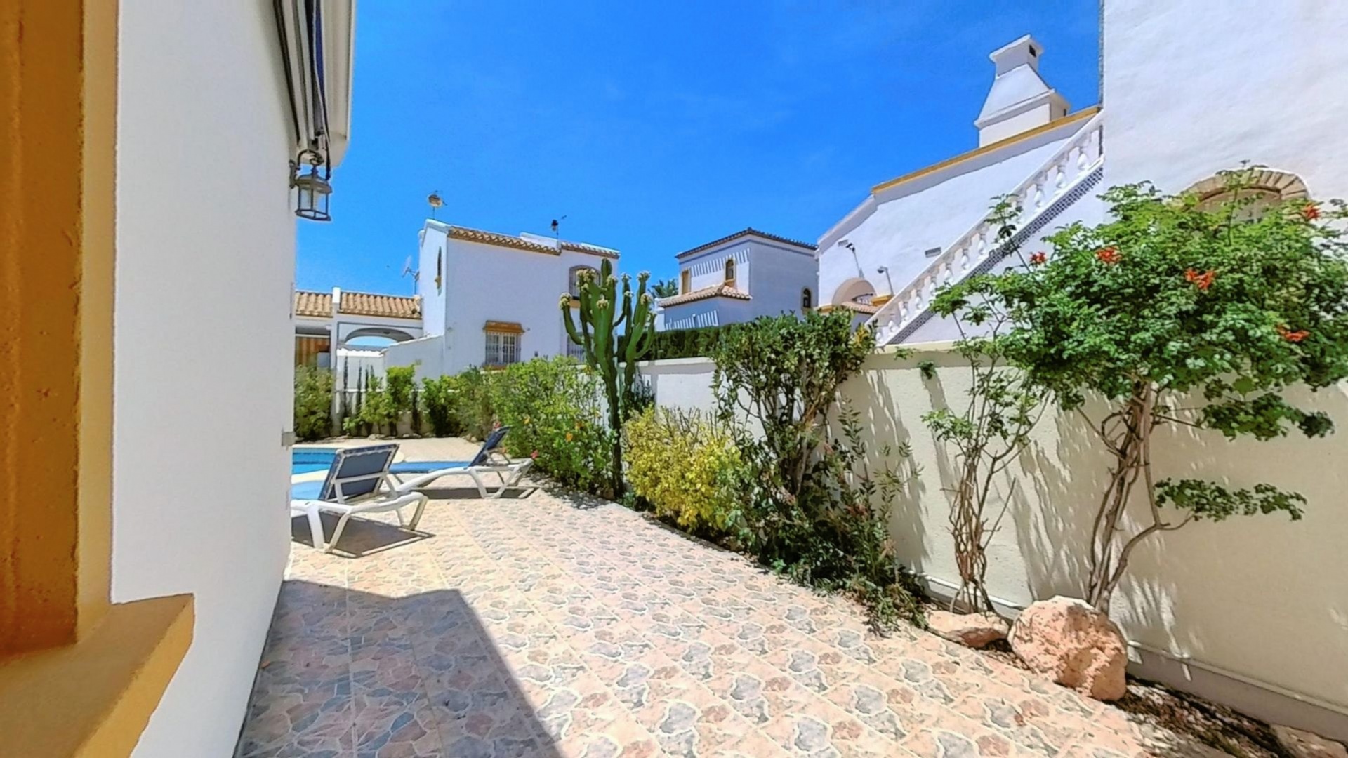 Resale - Villa - Villamartin - Los Dolses