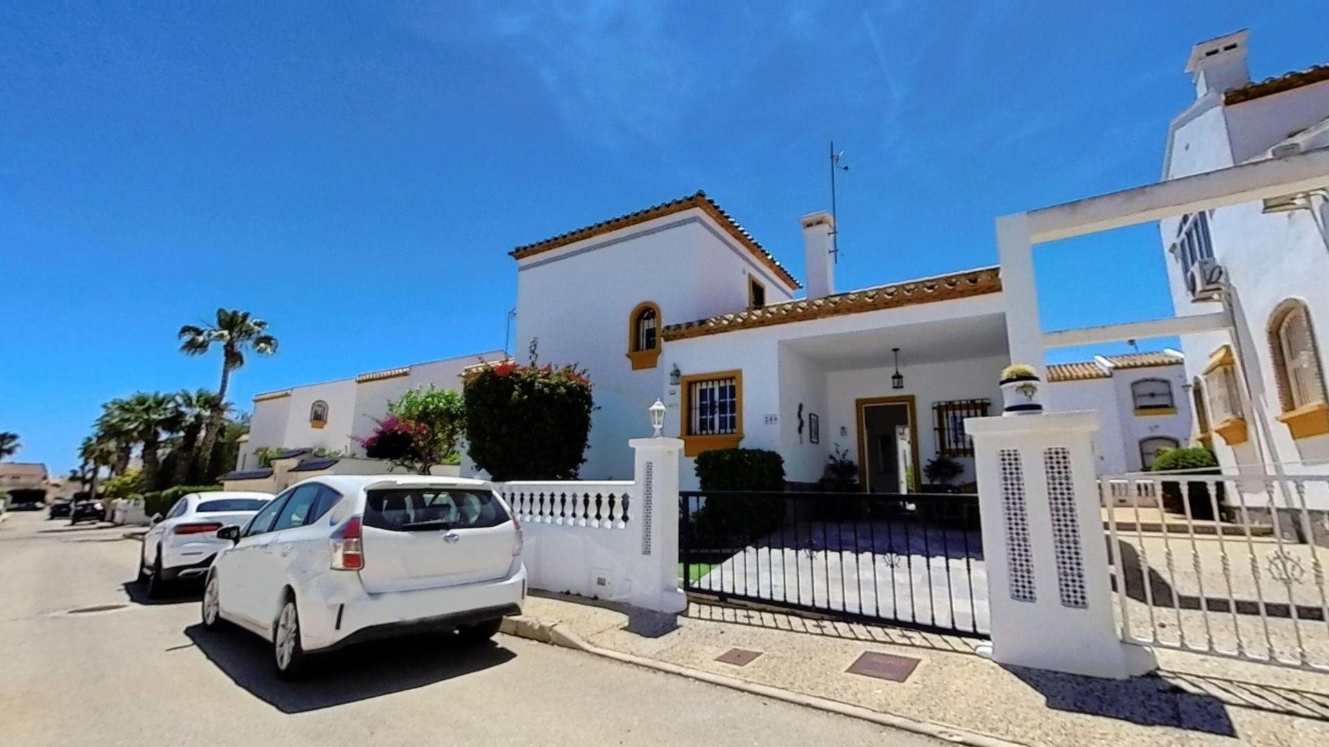 Resale - Villa - Villamartin - Los Dolses