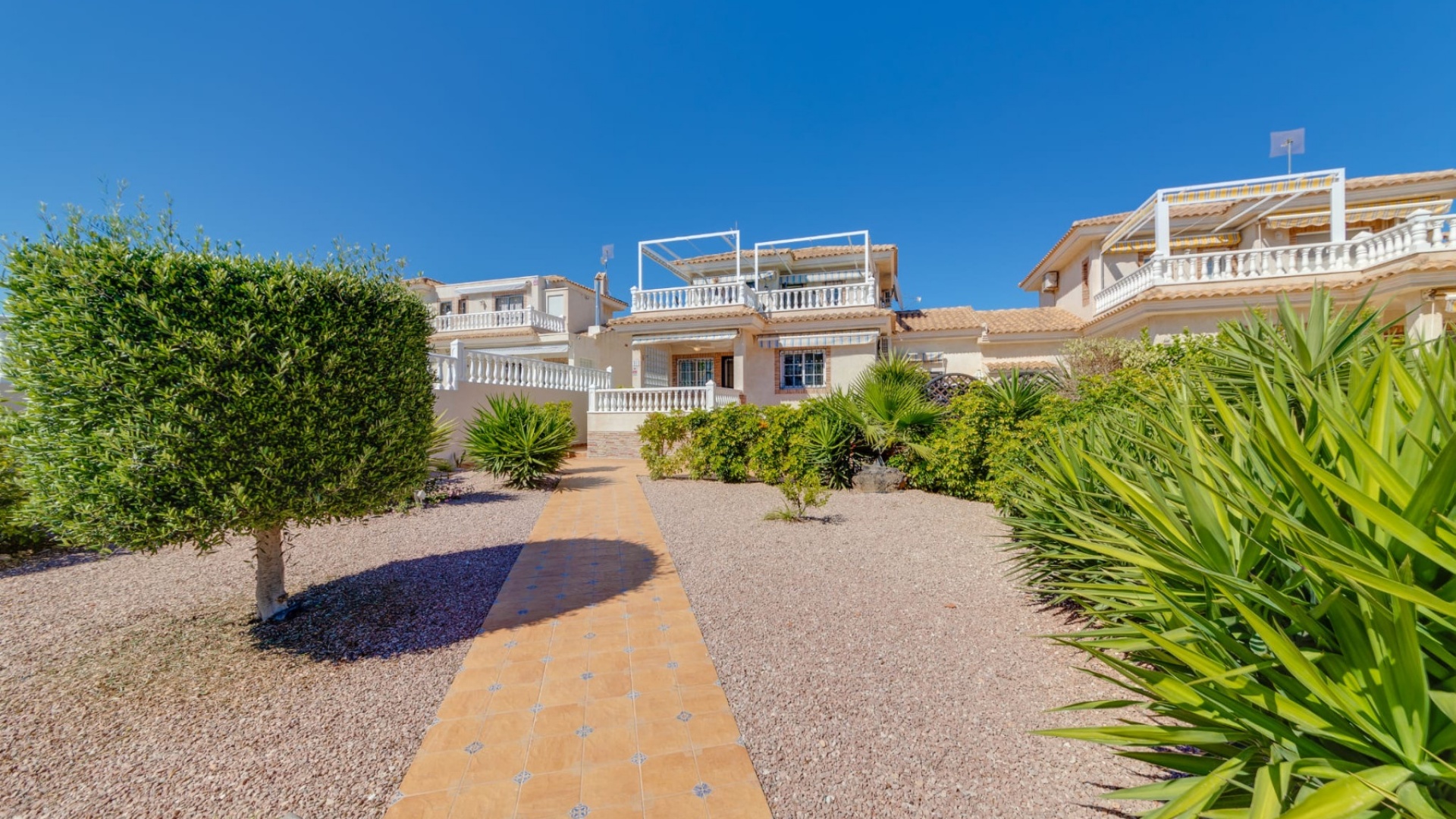 Resale - Villa - Villamartin - Los Dolses