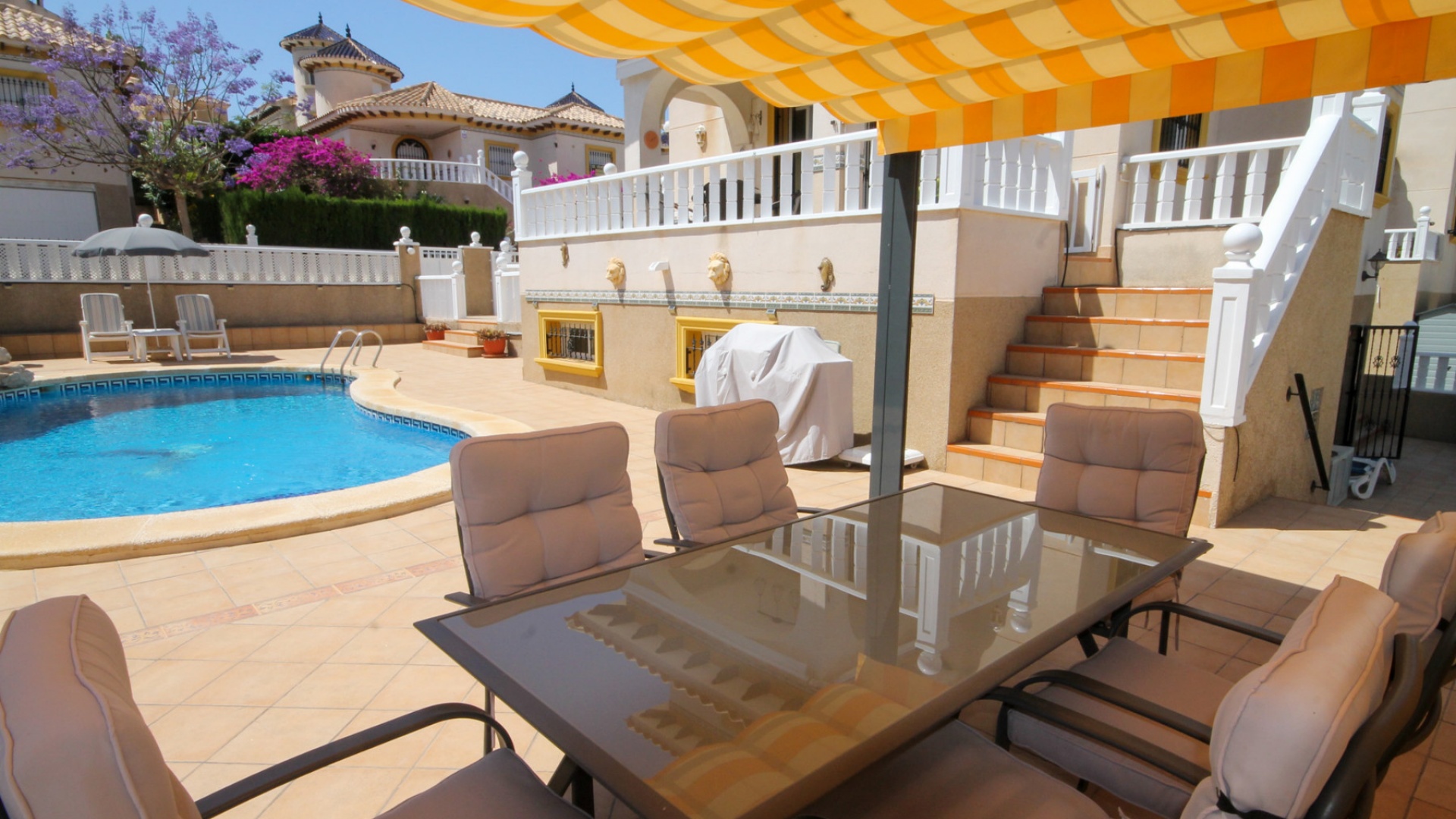 Resale - Villa - Villamartin - pinada golf