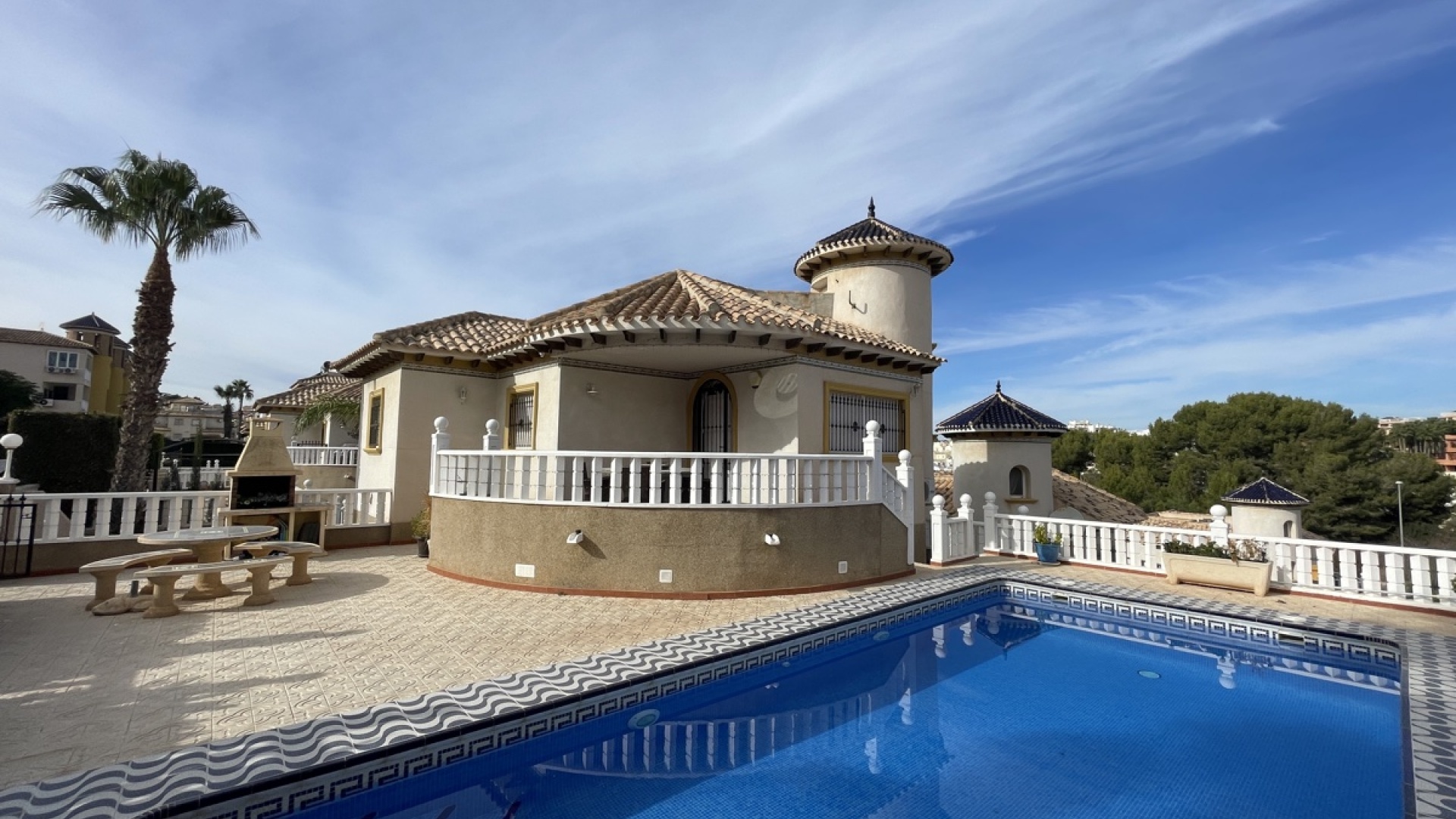 Resale - Villa - Villamartin - pinada golf