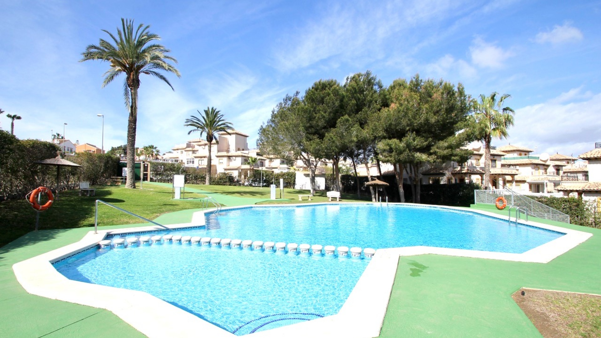 Resale - Villa - Villamartin - pinada golf