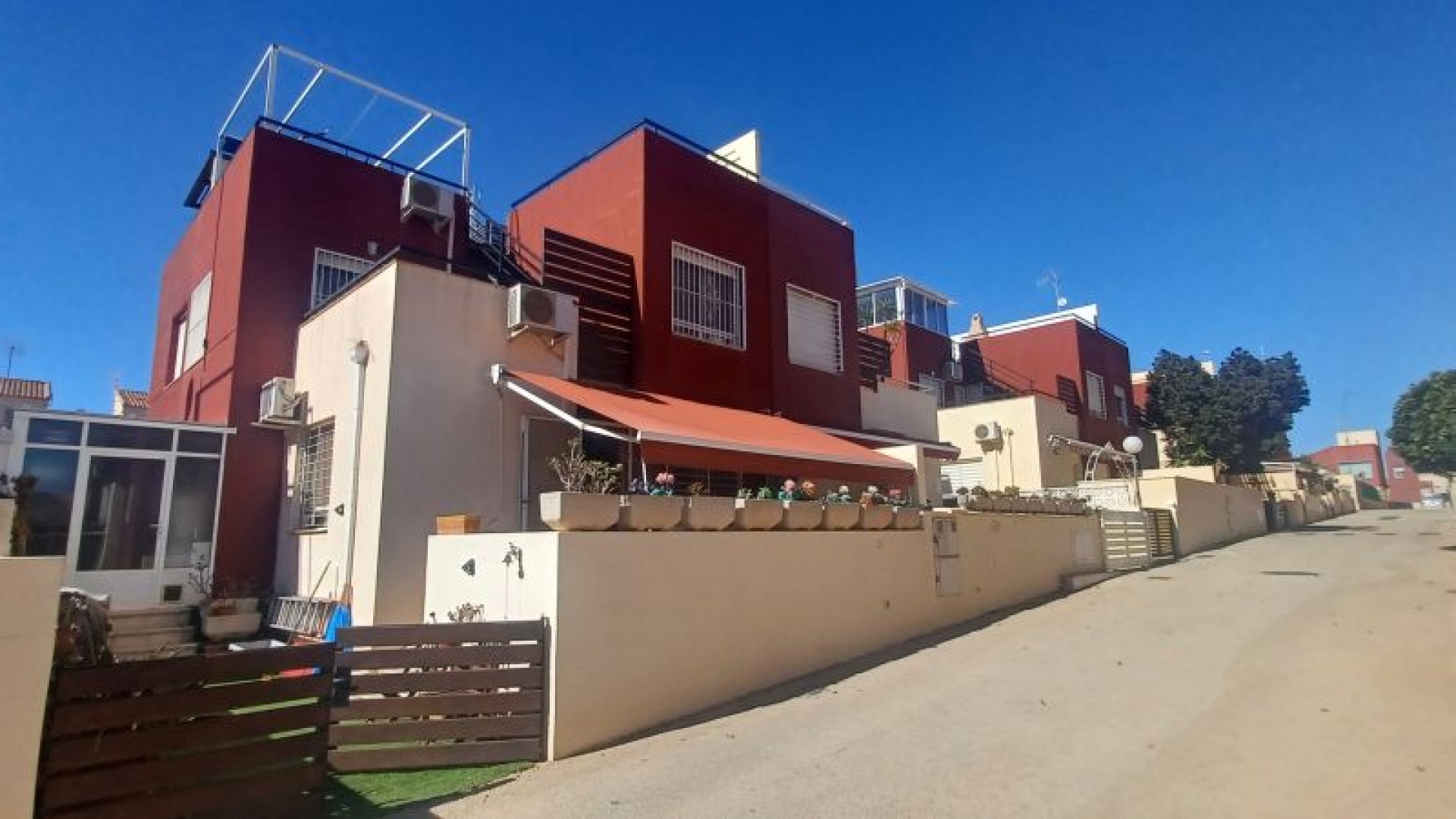 Resale - Villa - Villamartin - vista azul