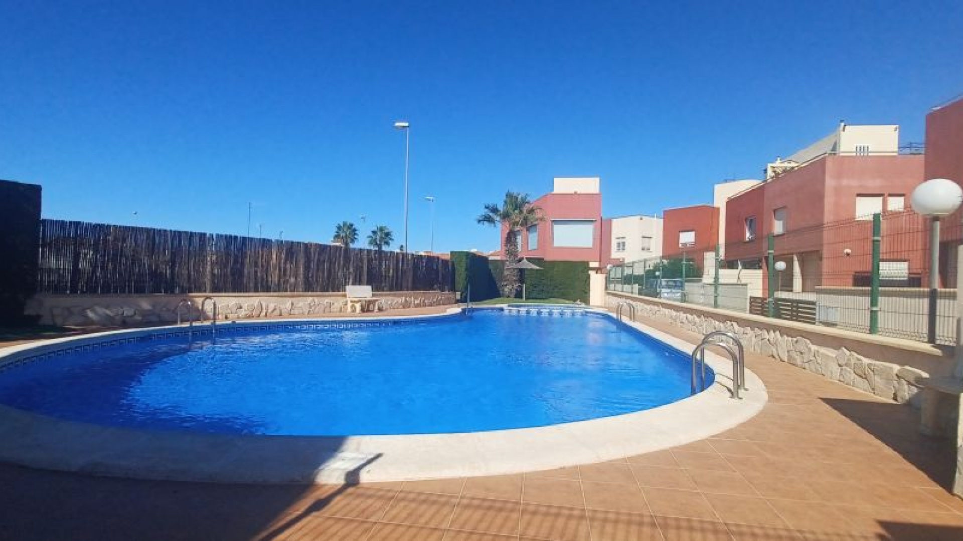 Resale - Villa - Villamartin - vista azul