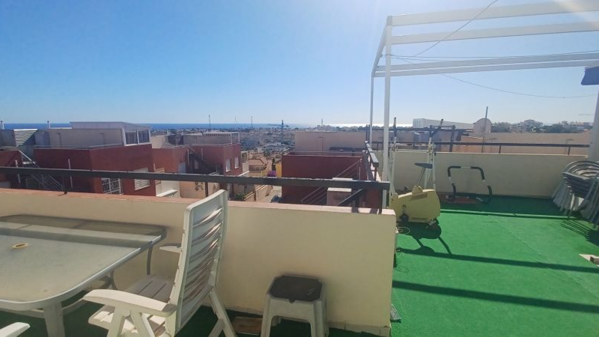 Resale - Villa - Villamartin - vista azul