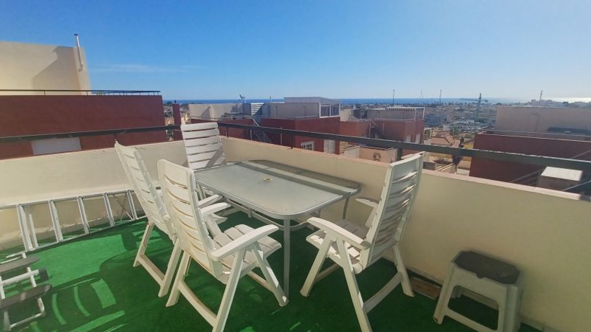 Resale - Villa - Villamartin - vista azul