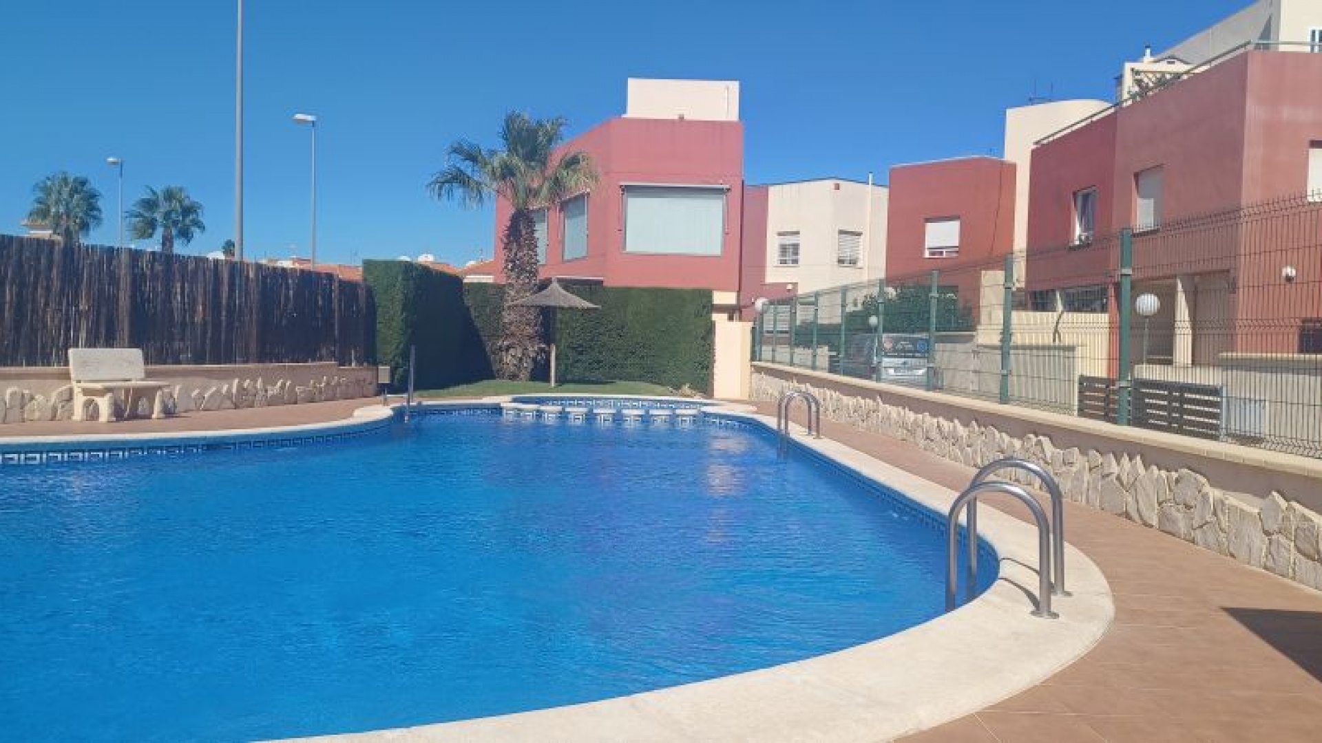 Resale - Villa - Villamartin - vista azul