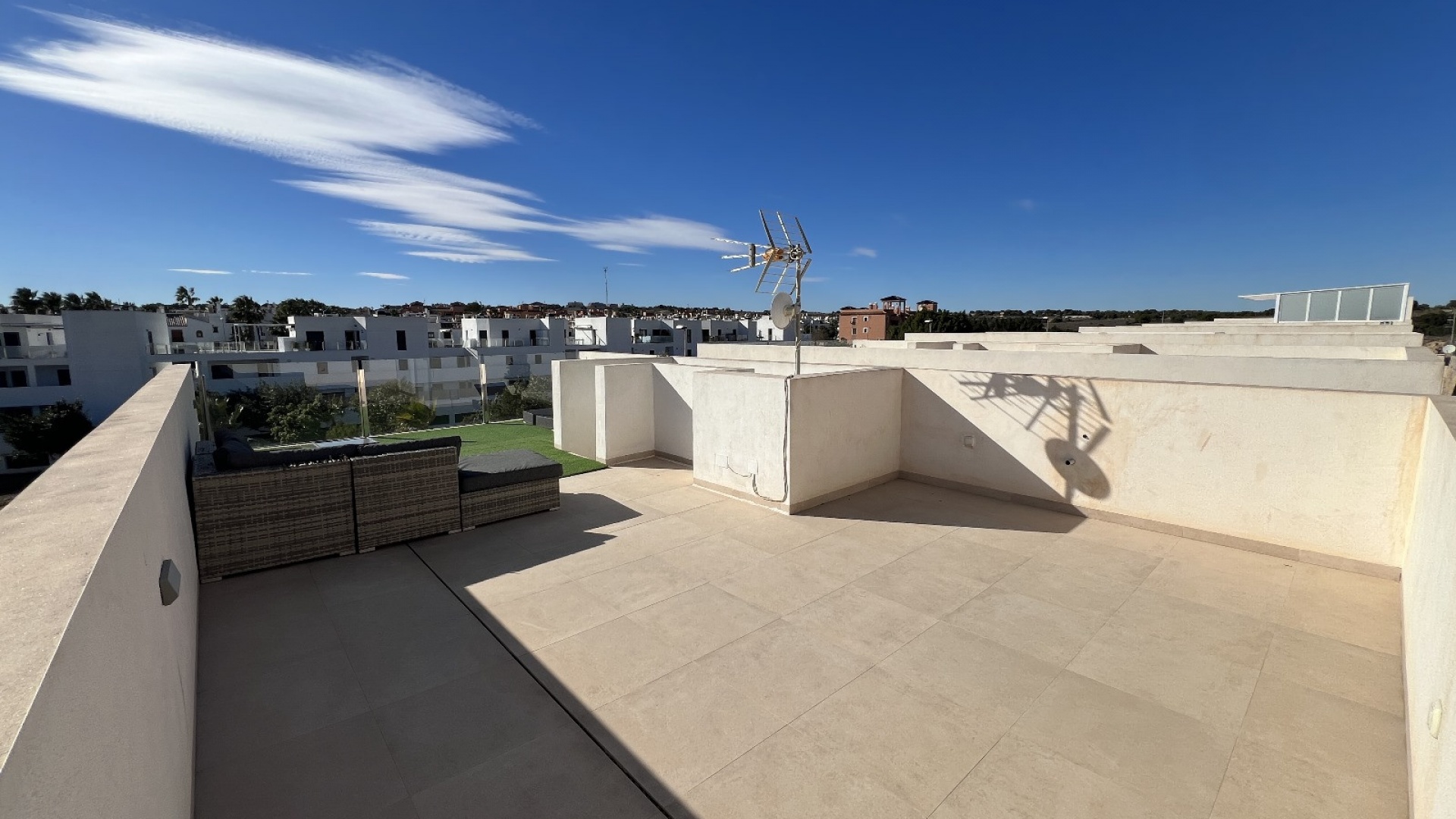 Resale - Villa - Villamartin