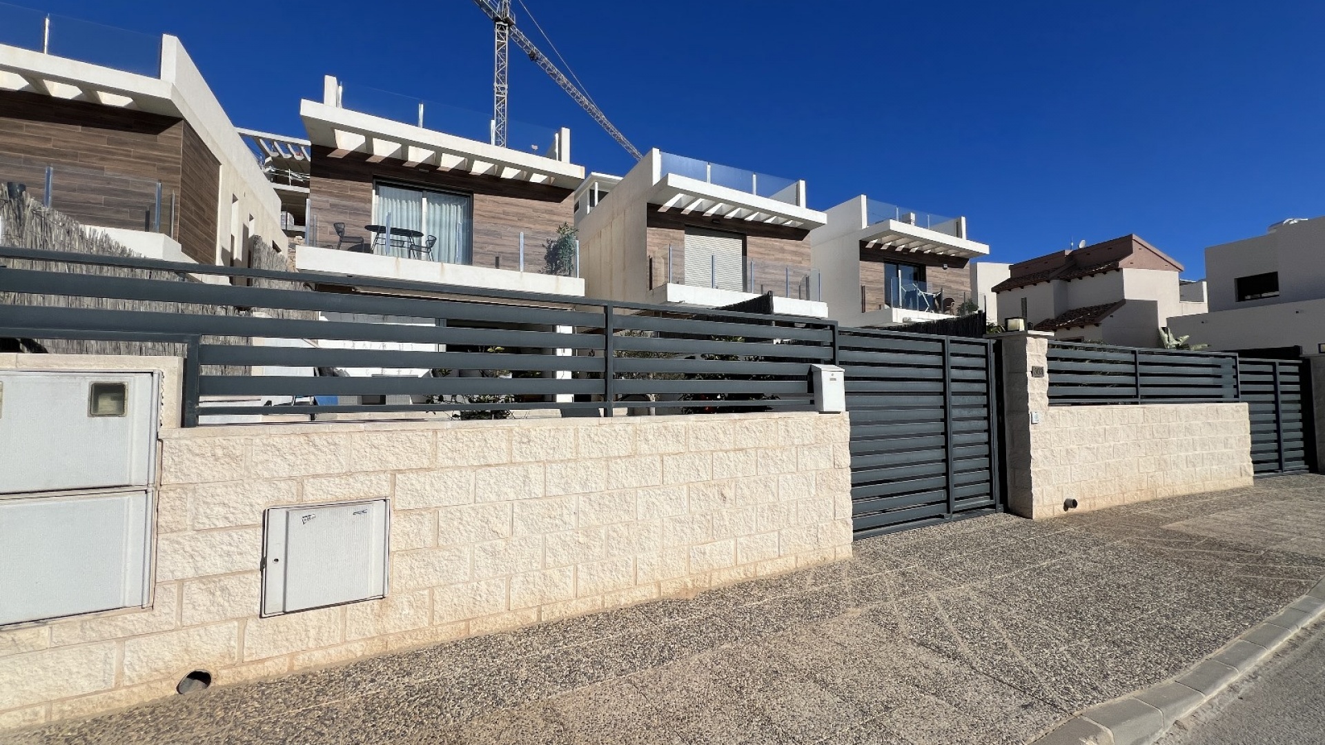 Resale - Villa - Villamartin