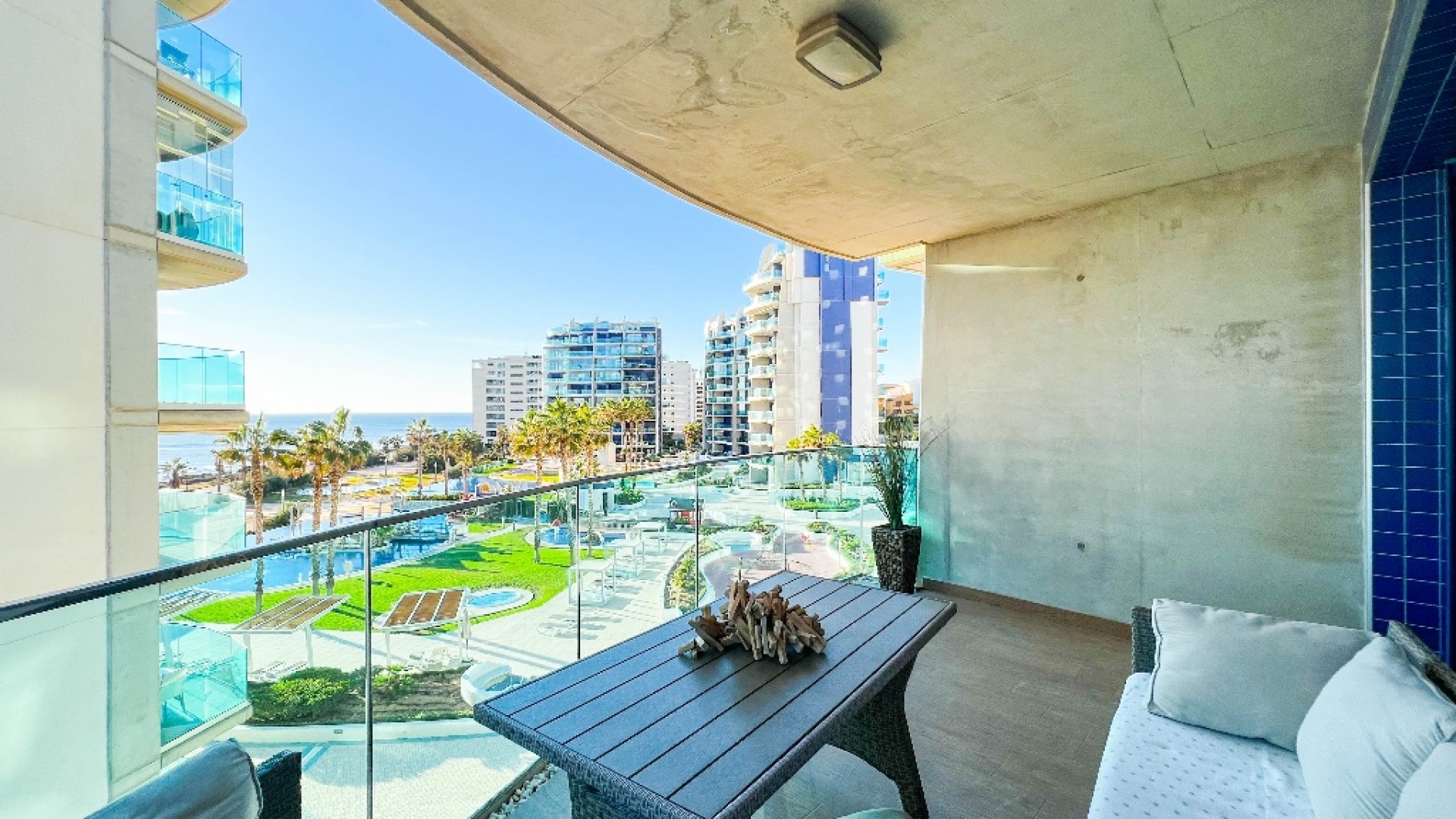 Revente - Appartement - Punta Prima