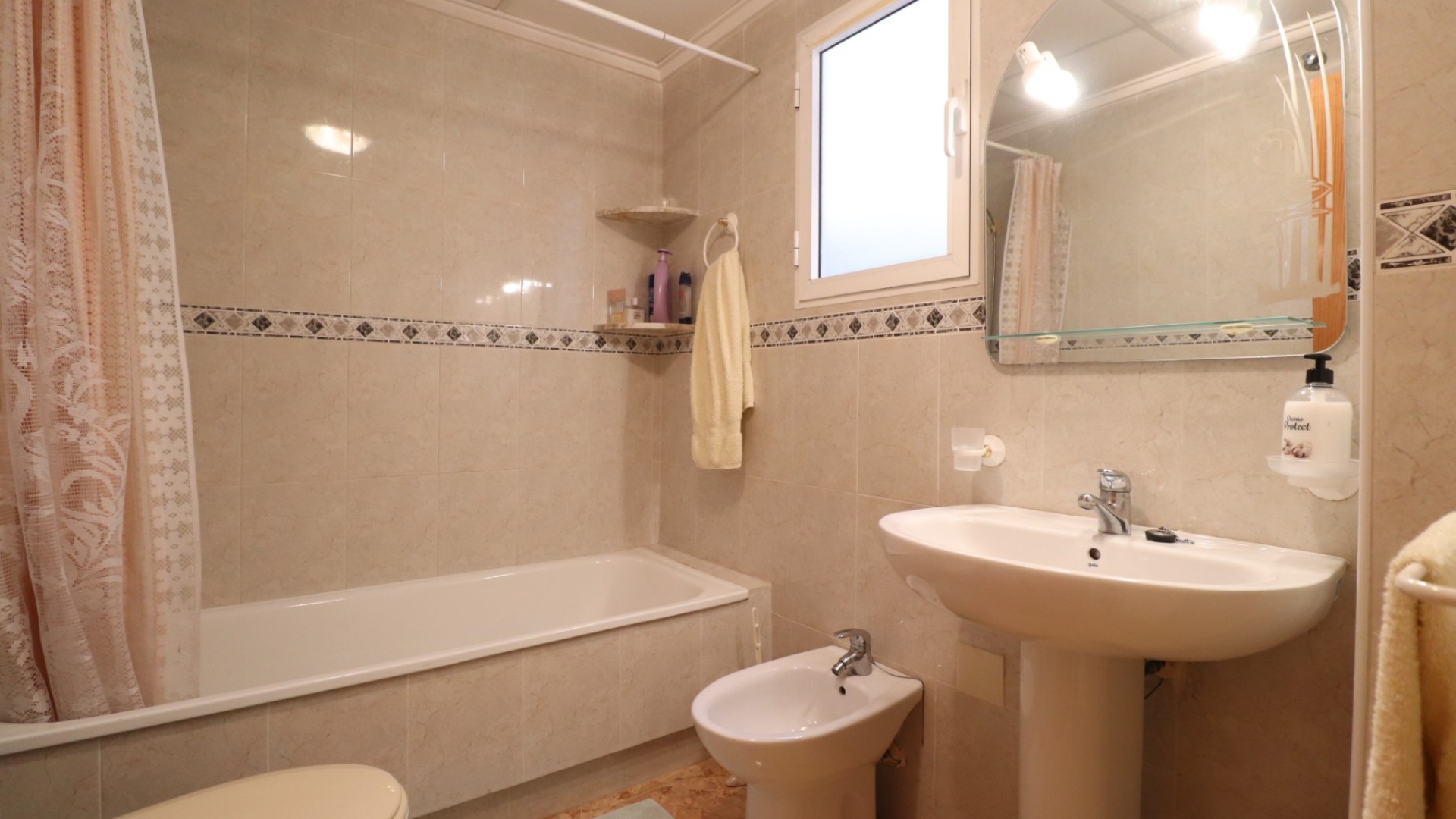 Revente - Appartement - Torrevieja - Torrevieja - Centre