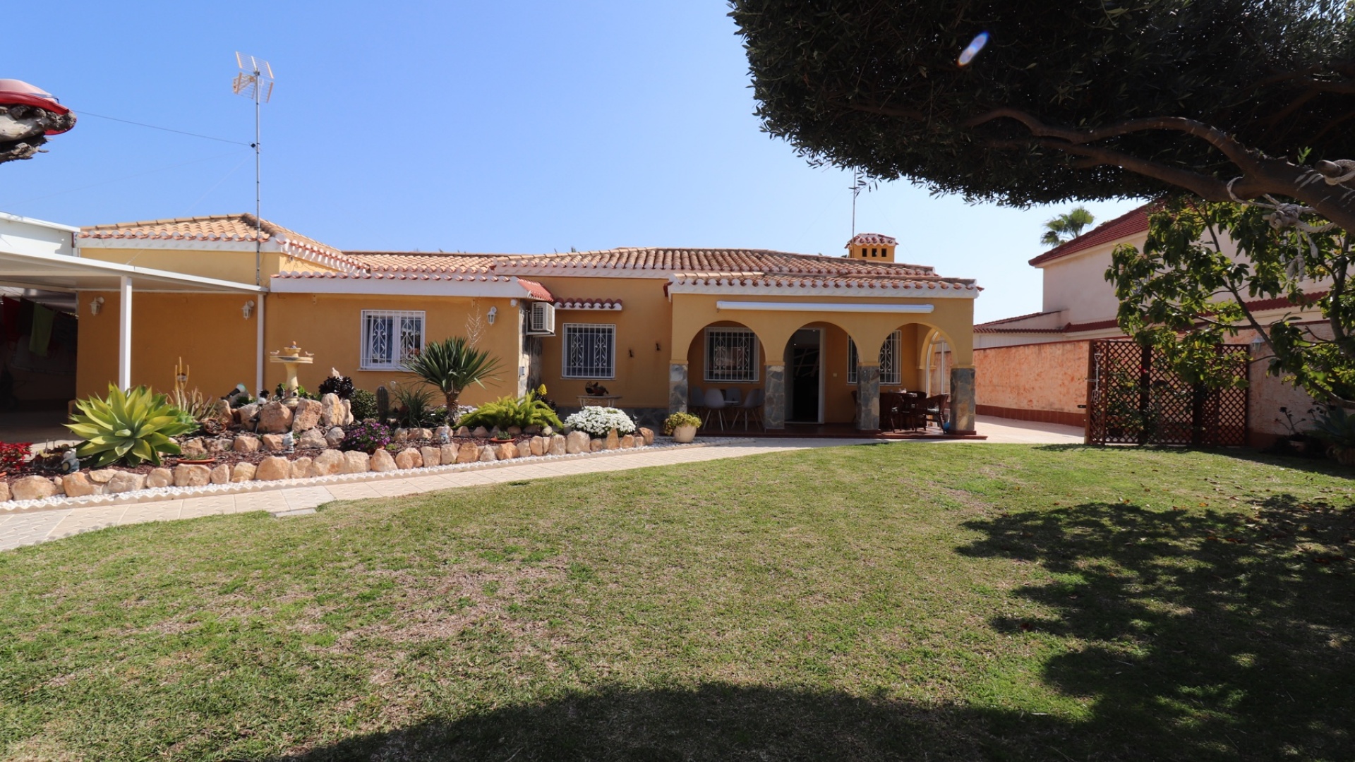 Revente - Villa - Torrevieja - Chaparral