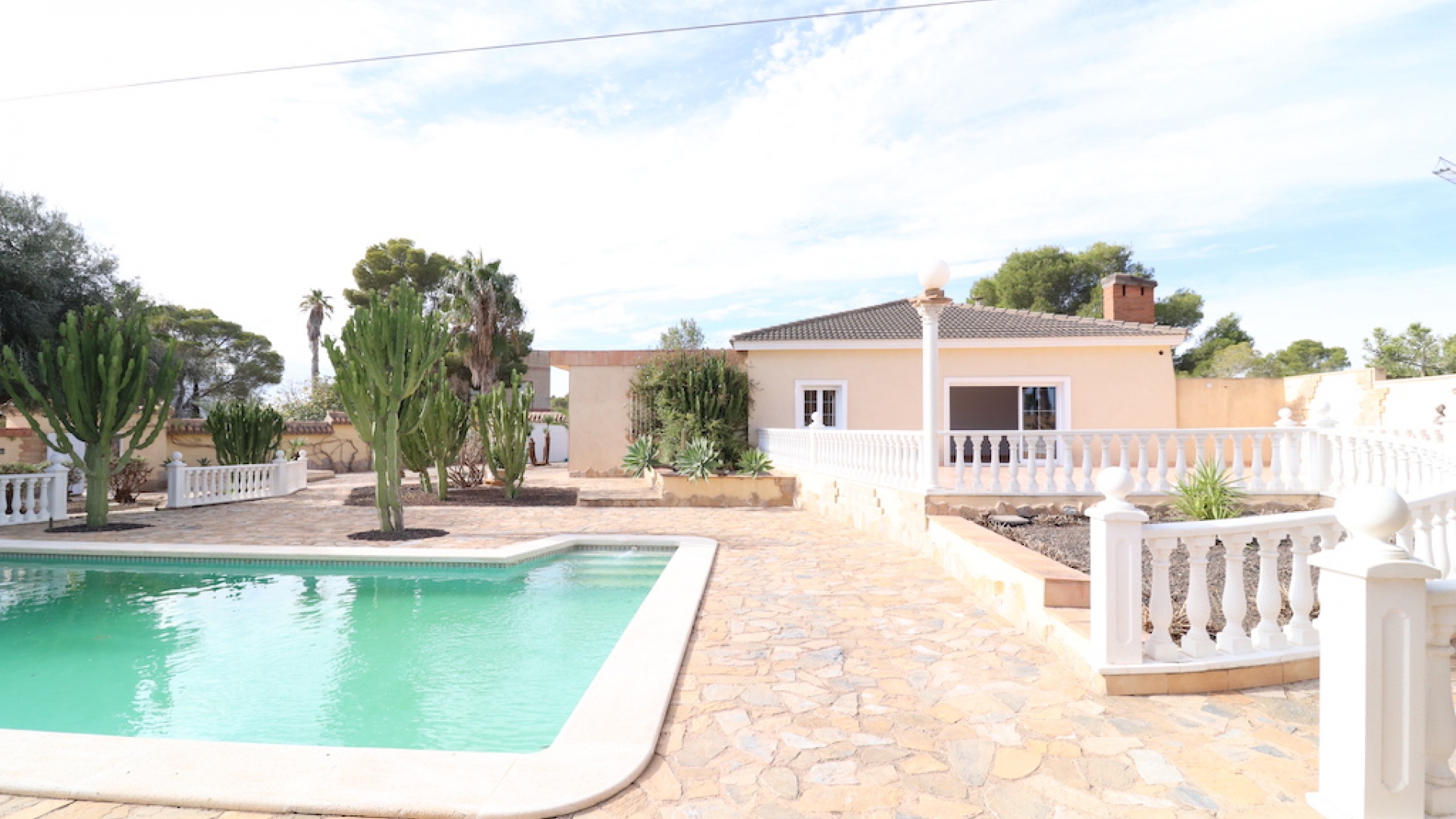 Revente - Villa - Villamartin - las filipinas