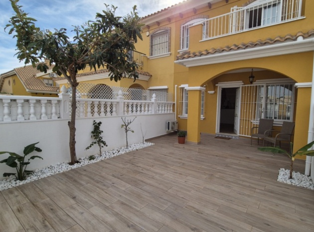 Townhouse - Resale - La Zenia - La Zenia