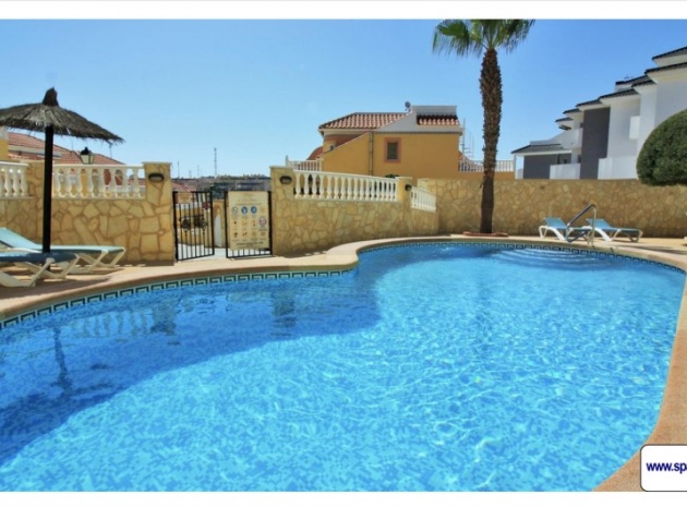 Townhouse - Resale - Villamartin - bosque de las lomas