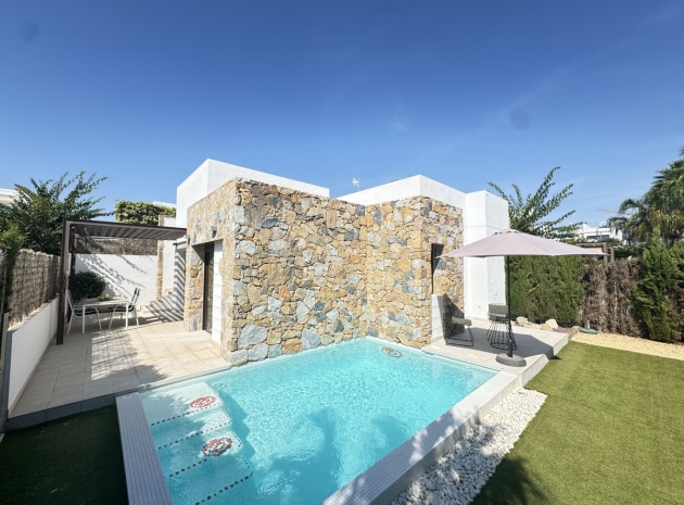 Villa - Återförsäljning - Cabo Roig - Cabo Roig