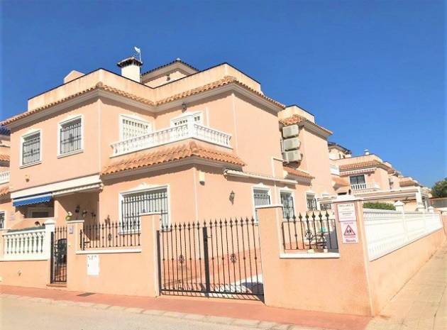 Villa - Återförsäljning - Cabo Roig - Costa Blanca South