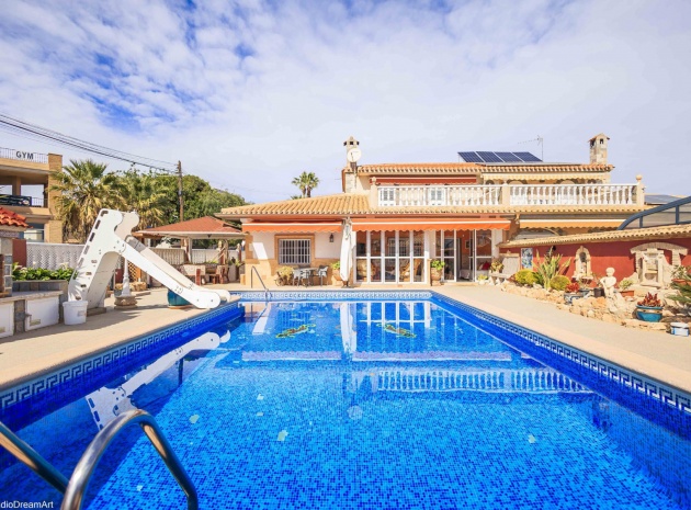 Villa - Återförsäljning - Cabo Roig - la regia