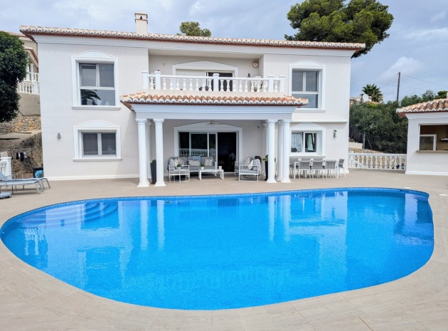 Villa - Återförsäljning - Moraira - Arnella